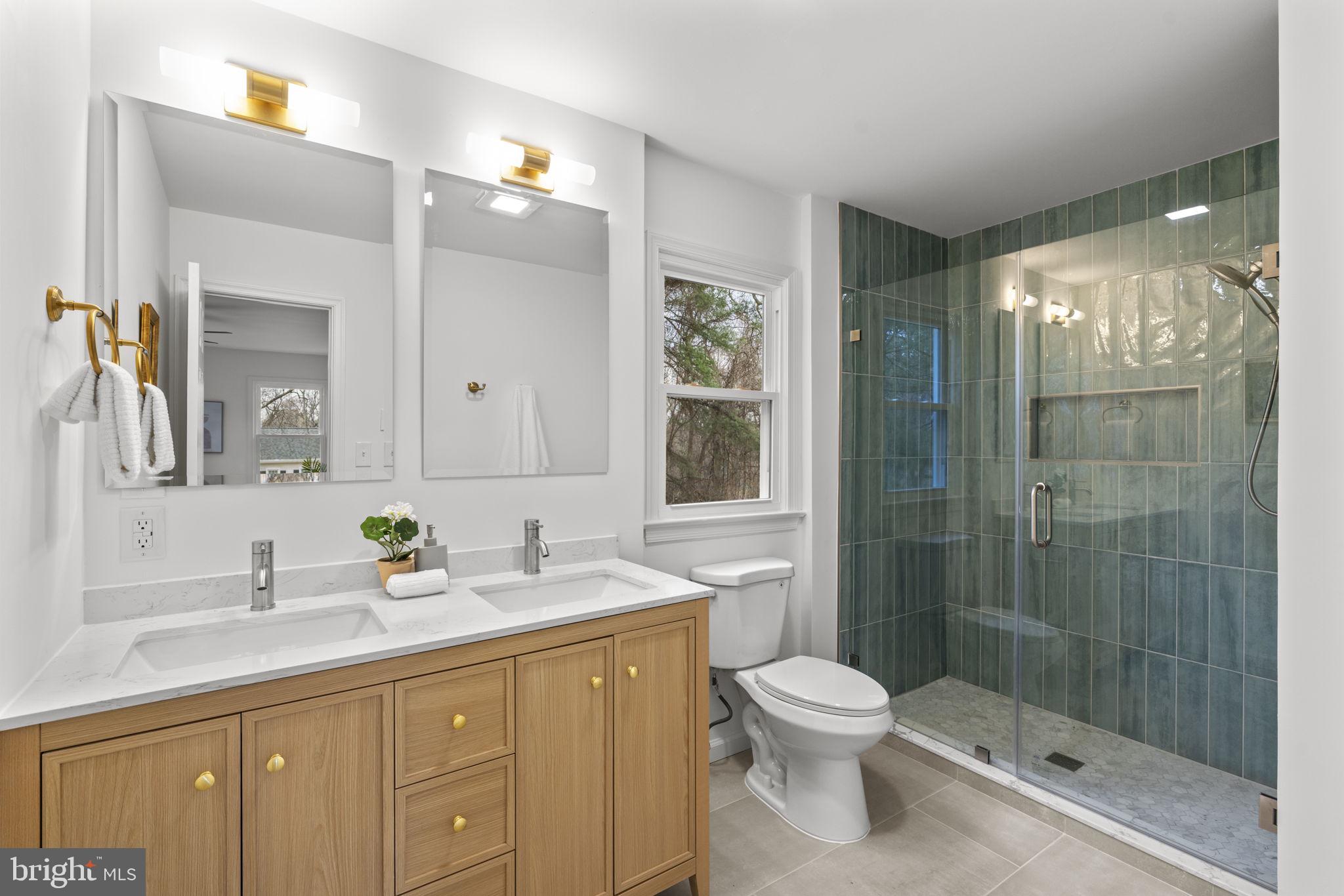 OAKLAND MILLS - Residential