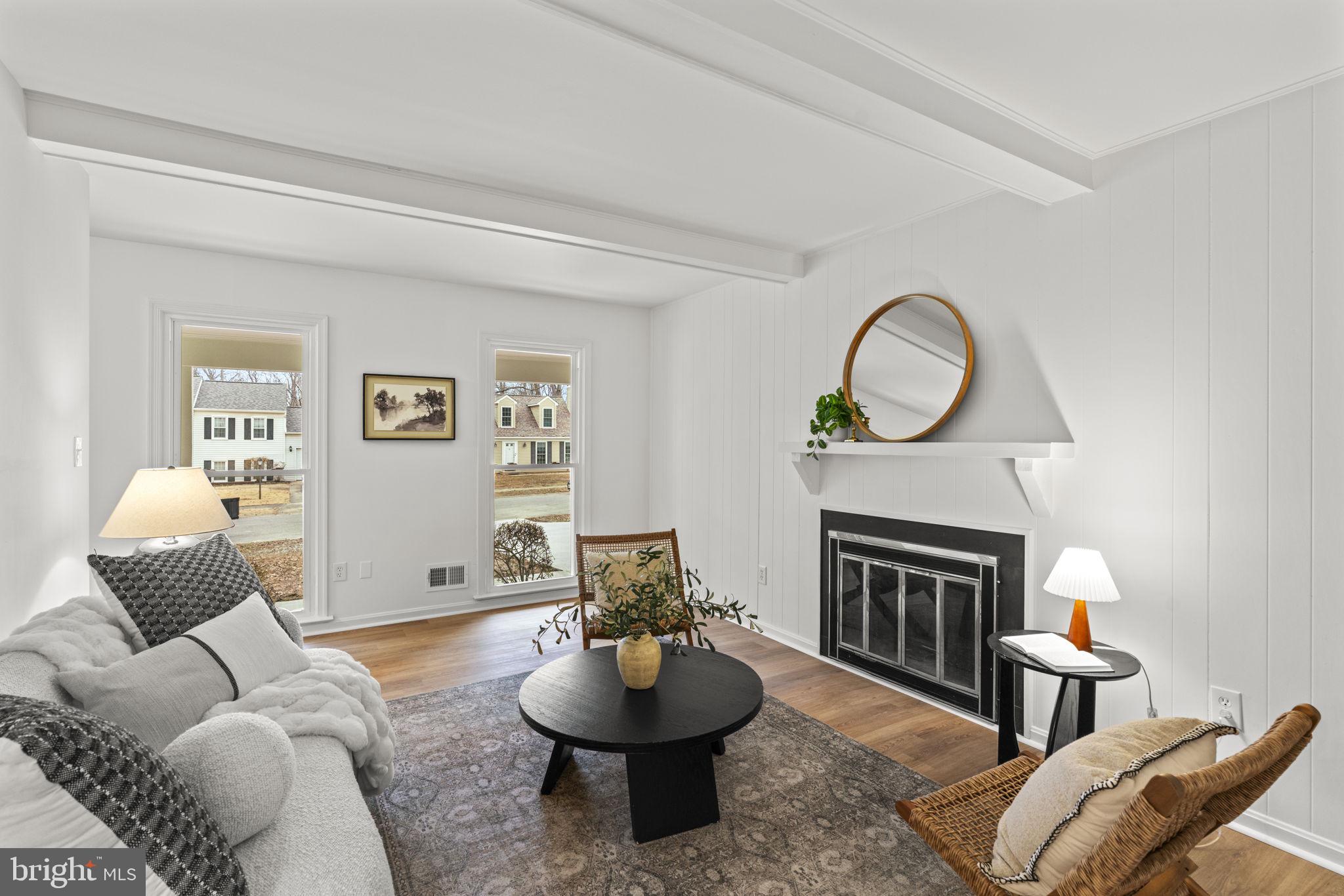 OAKLAND MILLS - Residential