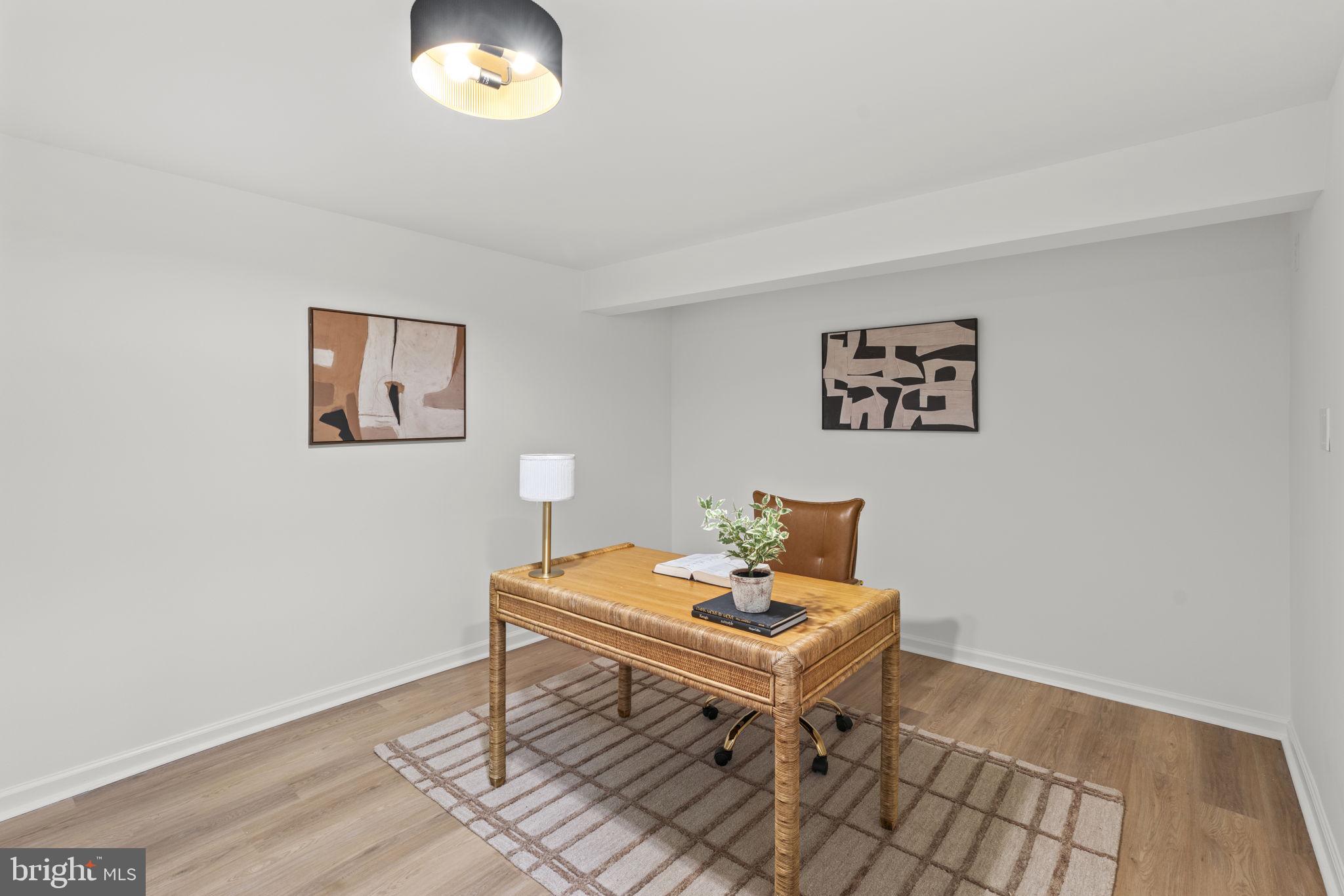 OAKLAND MILLS - Residential