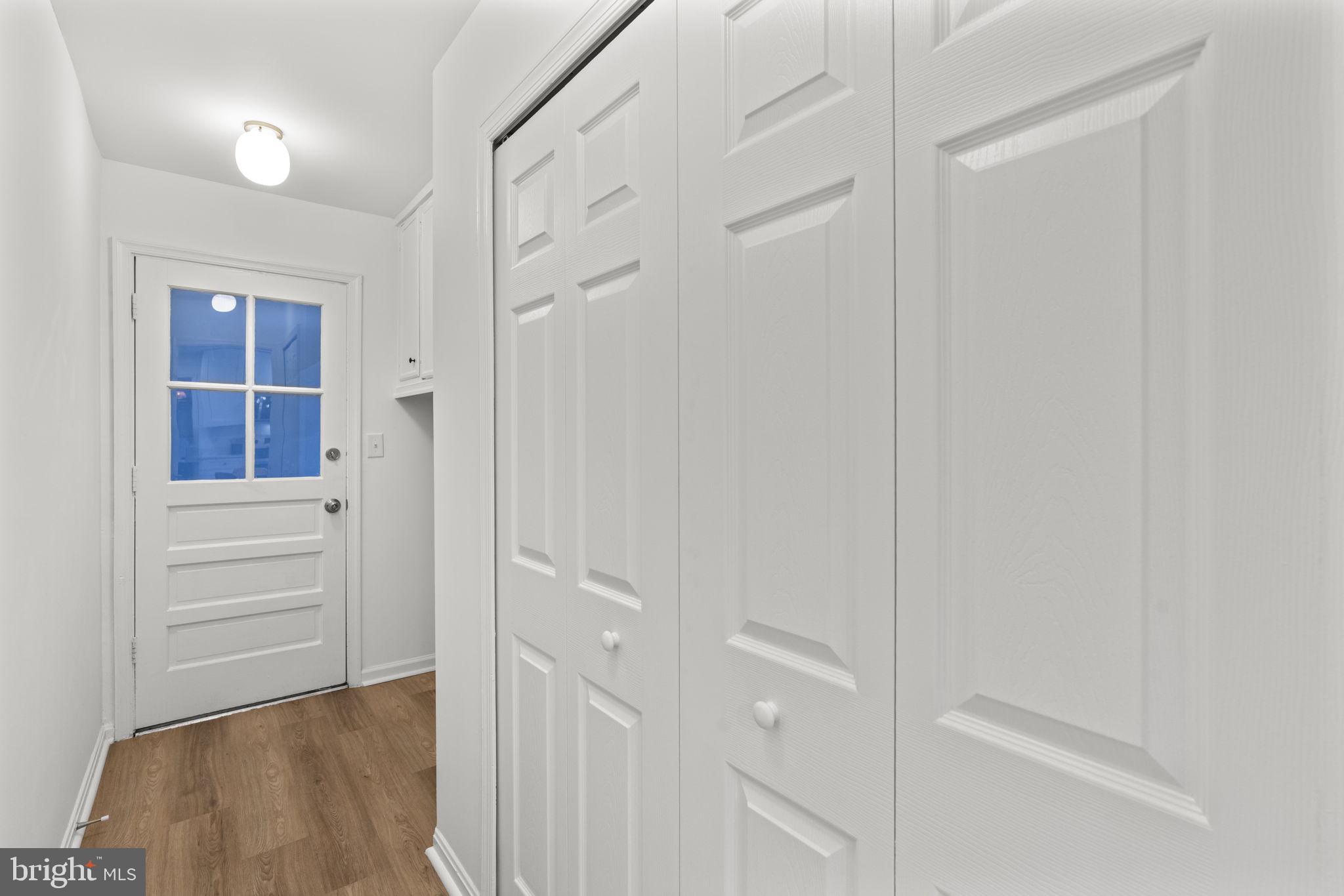 OAKLAND MILLS - Residential