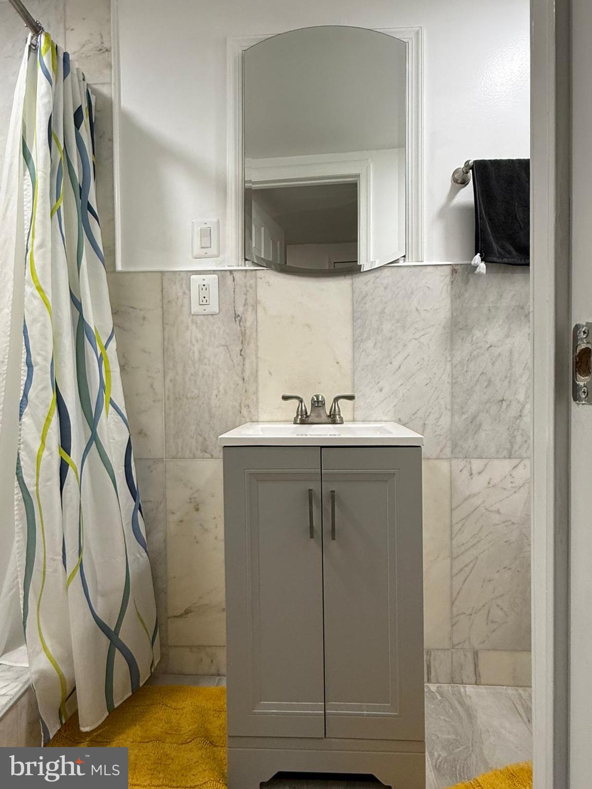 KENSINGTON - Residential