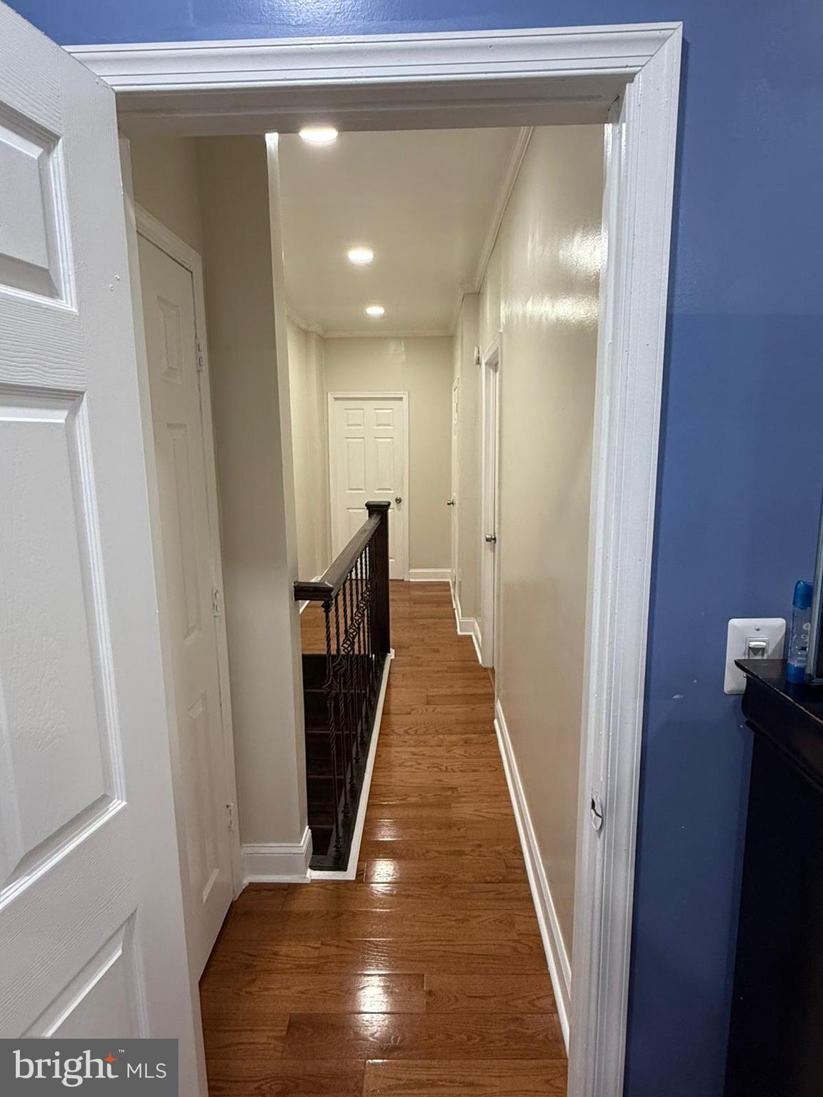 KENSINGTON - Residential