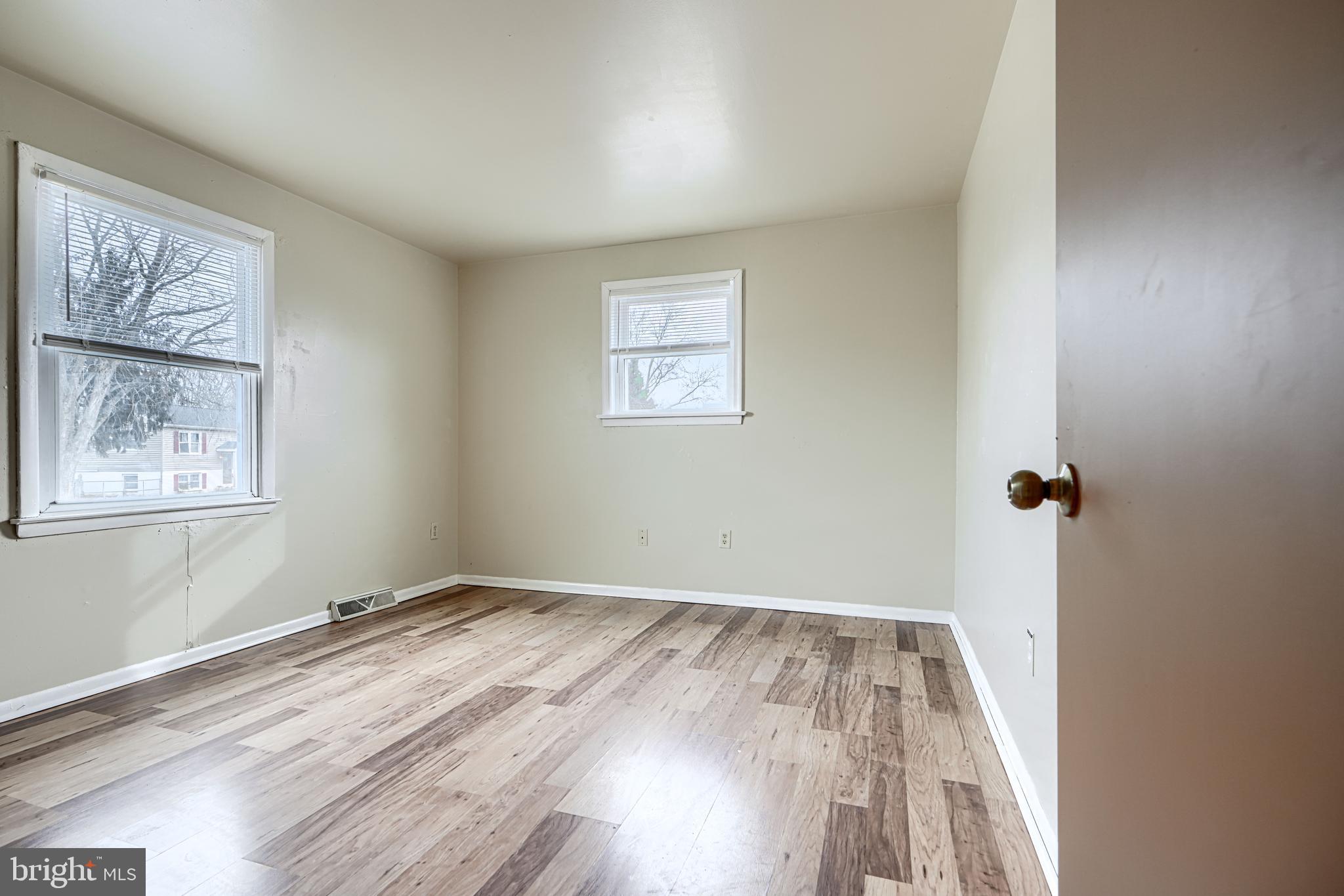 THOMAS ESTATES - Residential