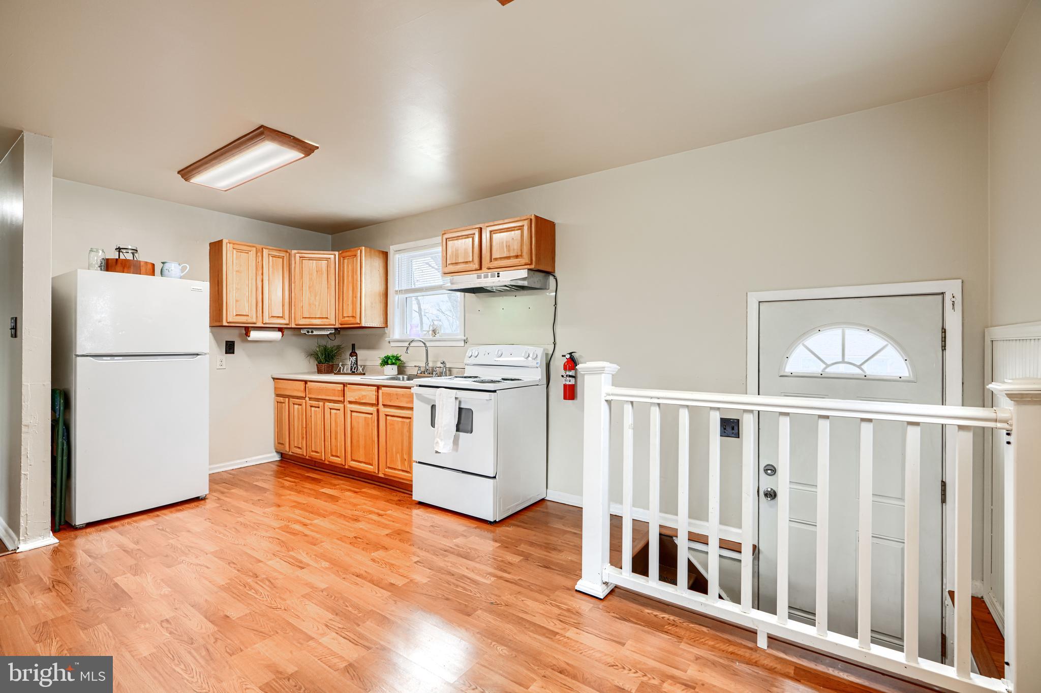 THOMAS ESTATES - Residential