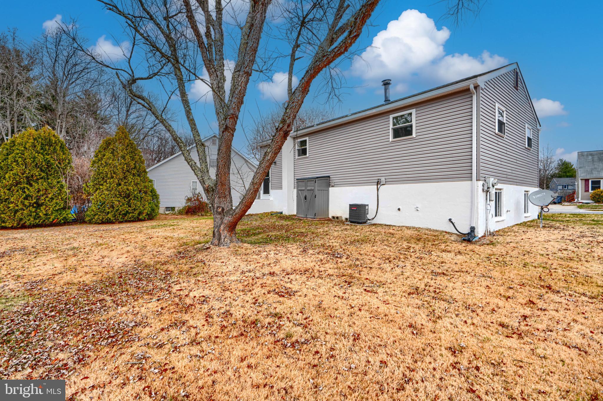 THOMAS ESTATES - Residential