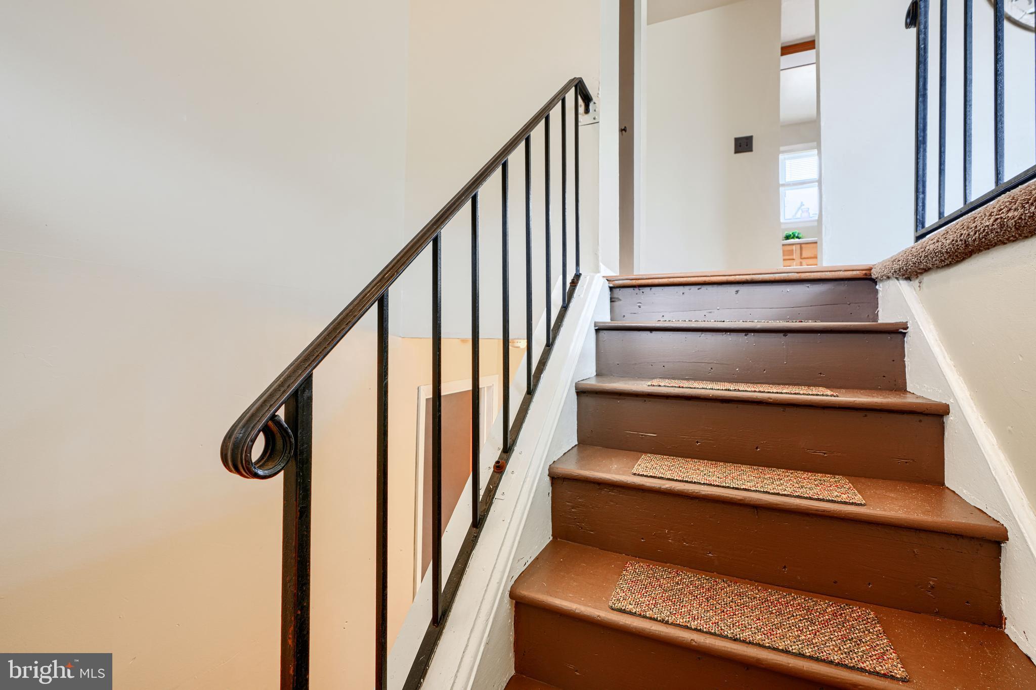 THOMAS ESTATES - Residential