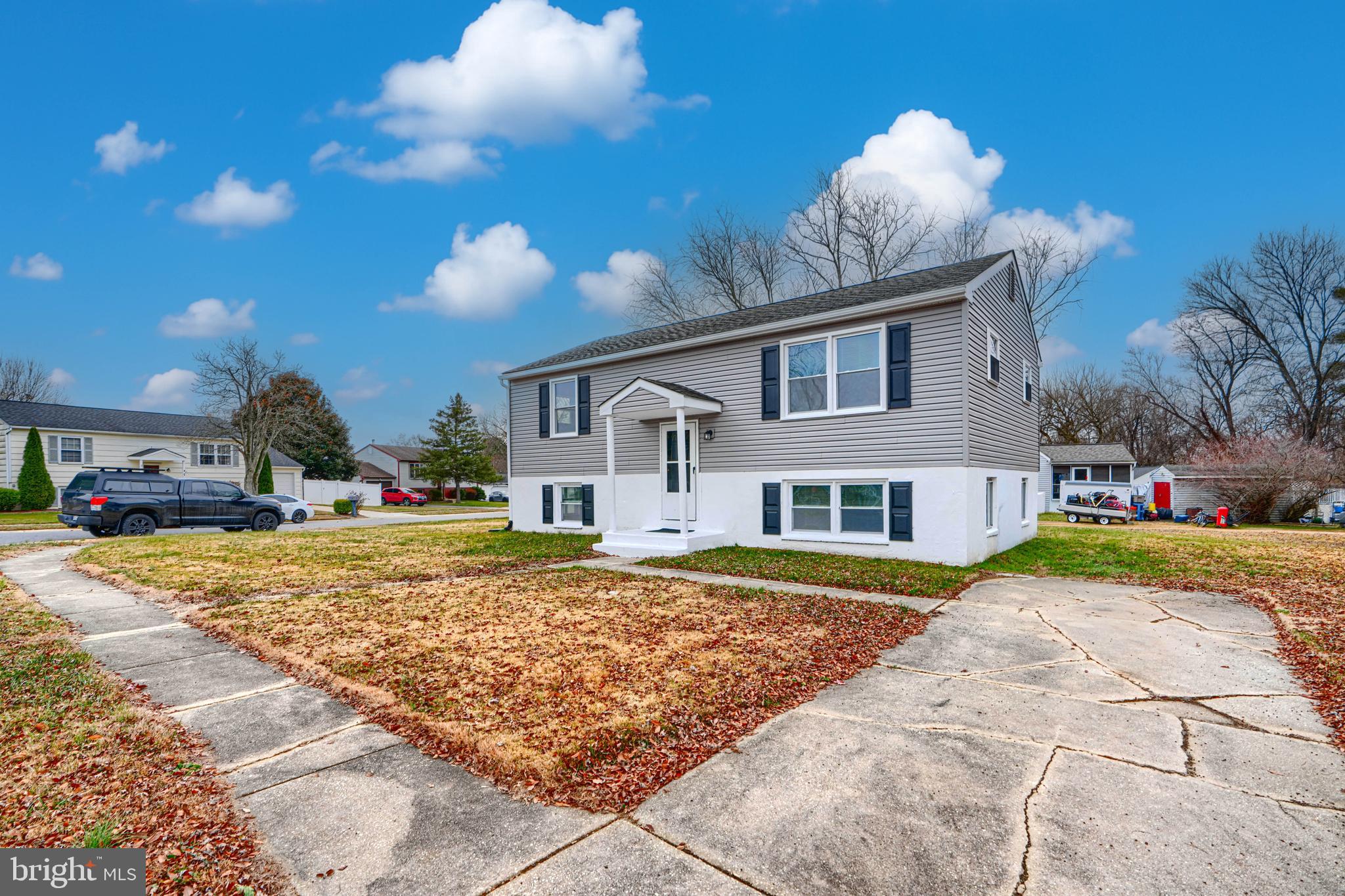 THOMAS ESTATES - Residential