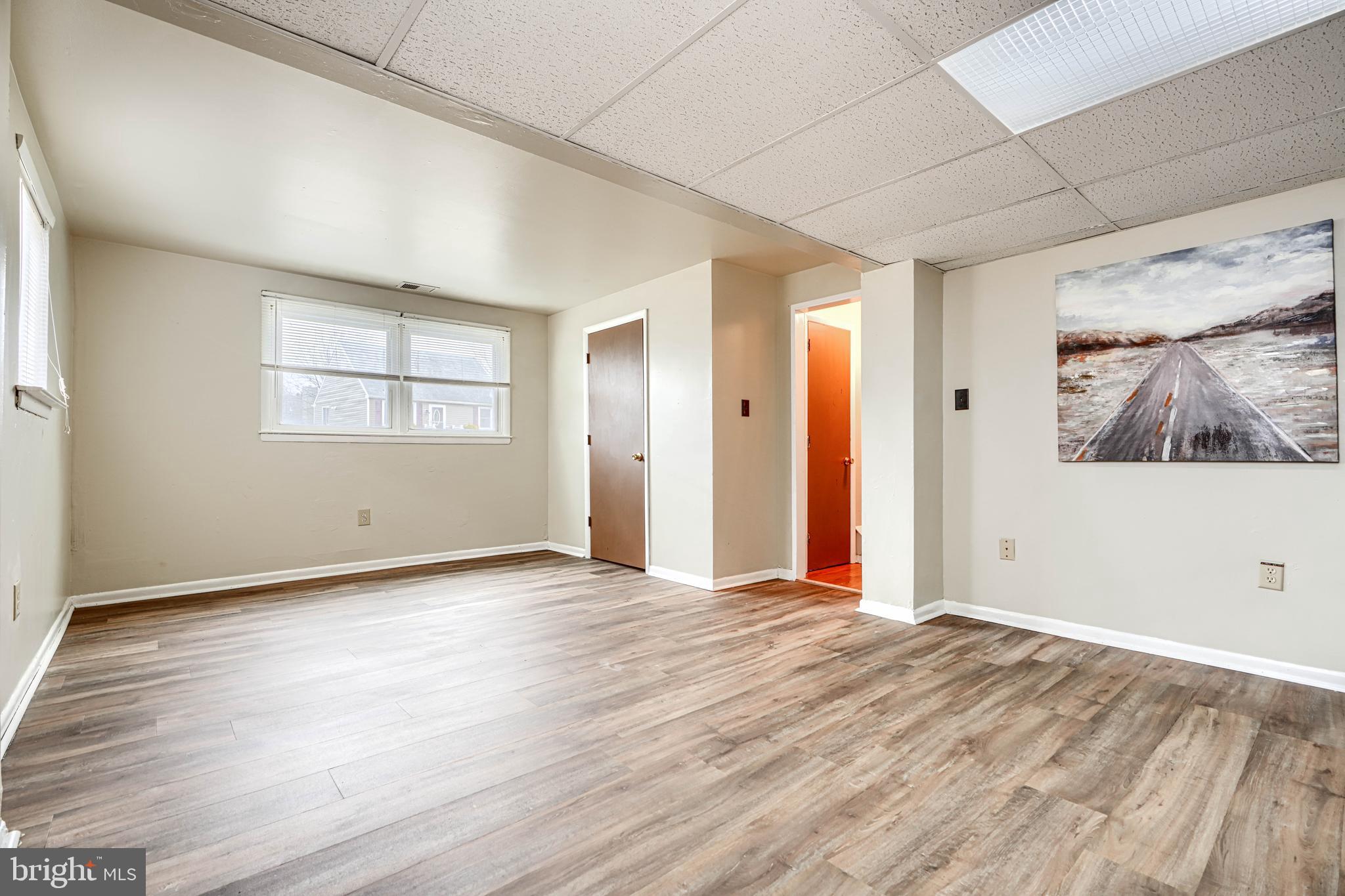 THOMAS ESTATES - Residential