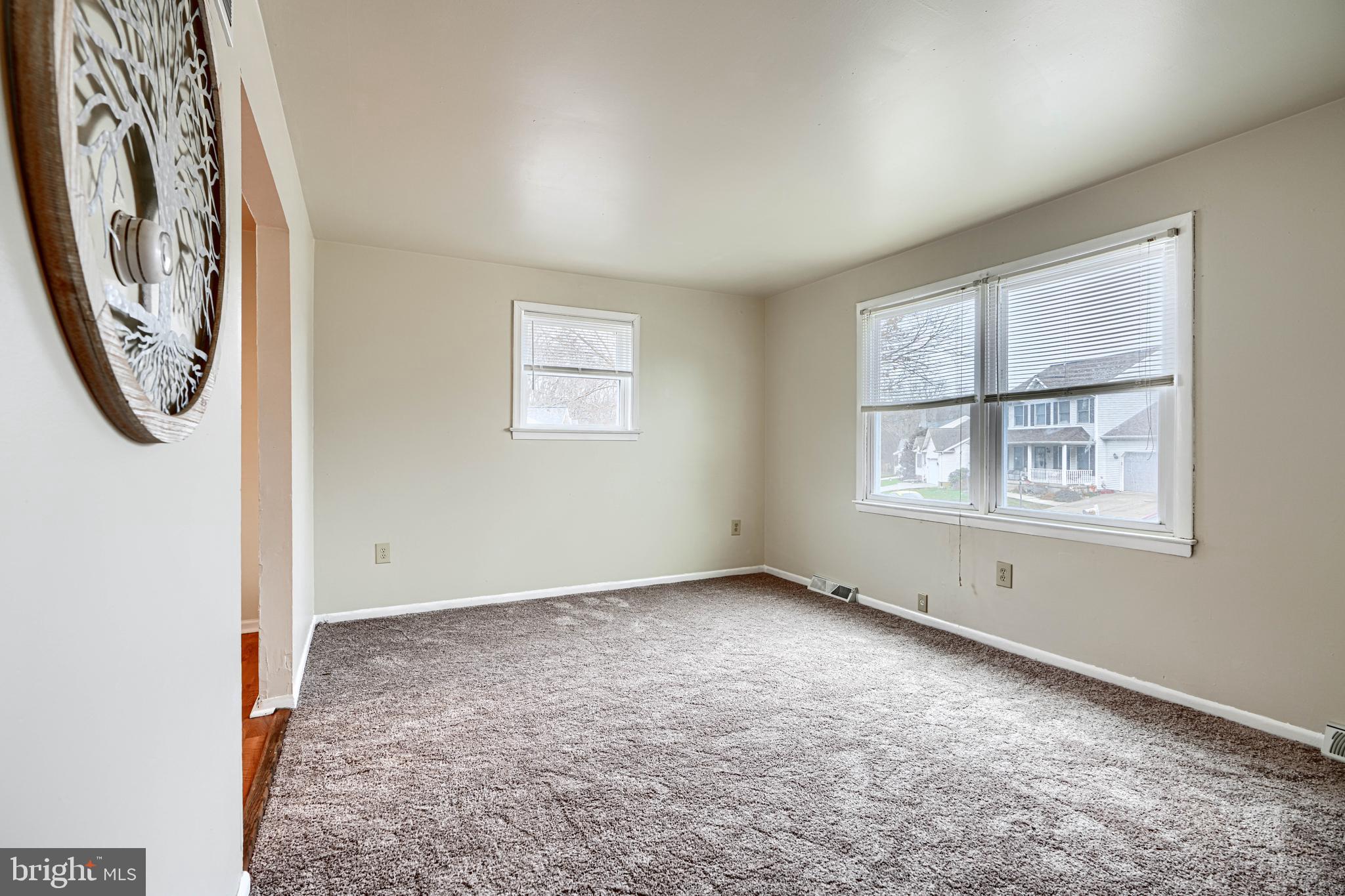 THOMAS ESTATES - Residential