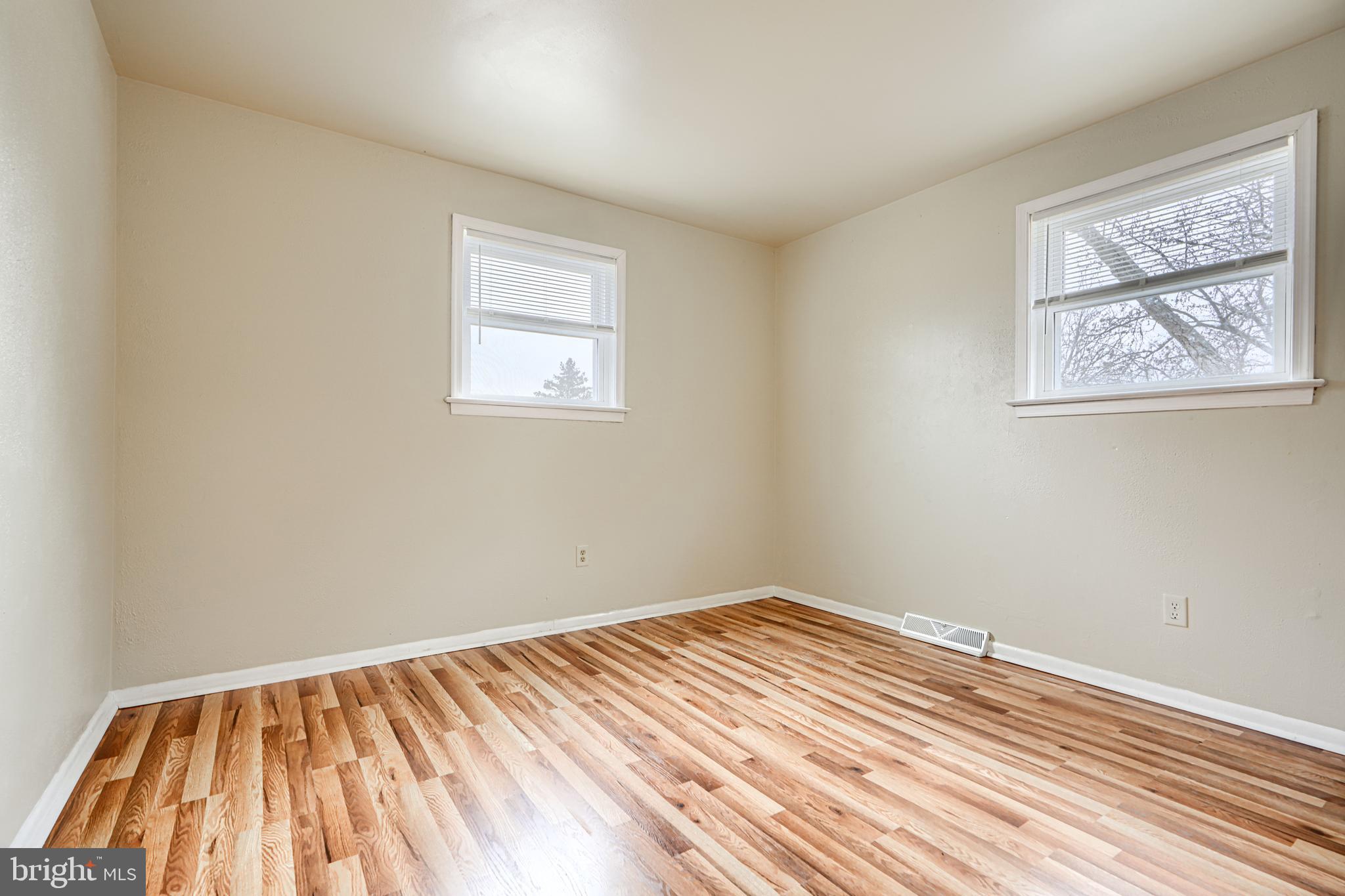 THOMAS ESTATES - Residential