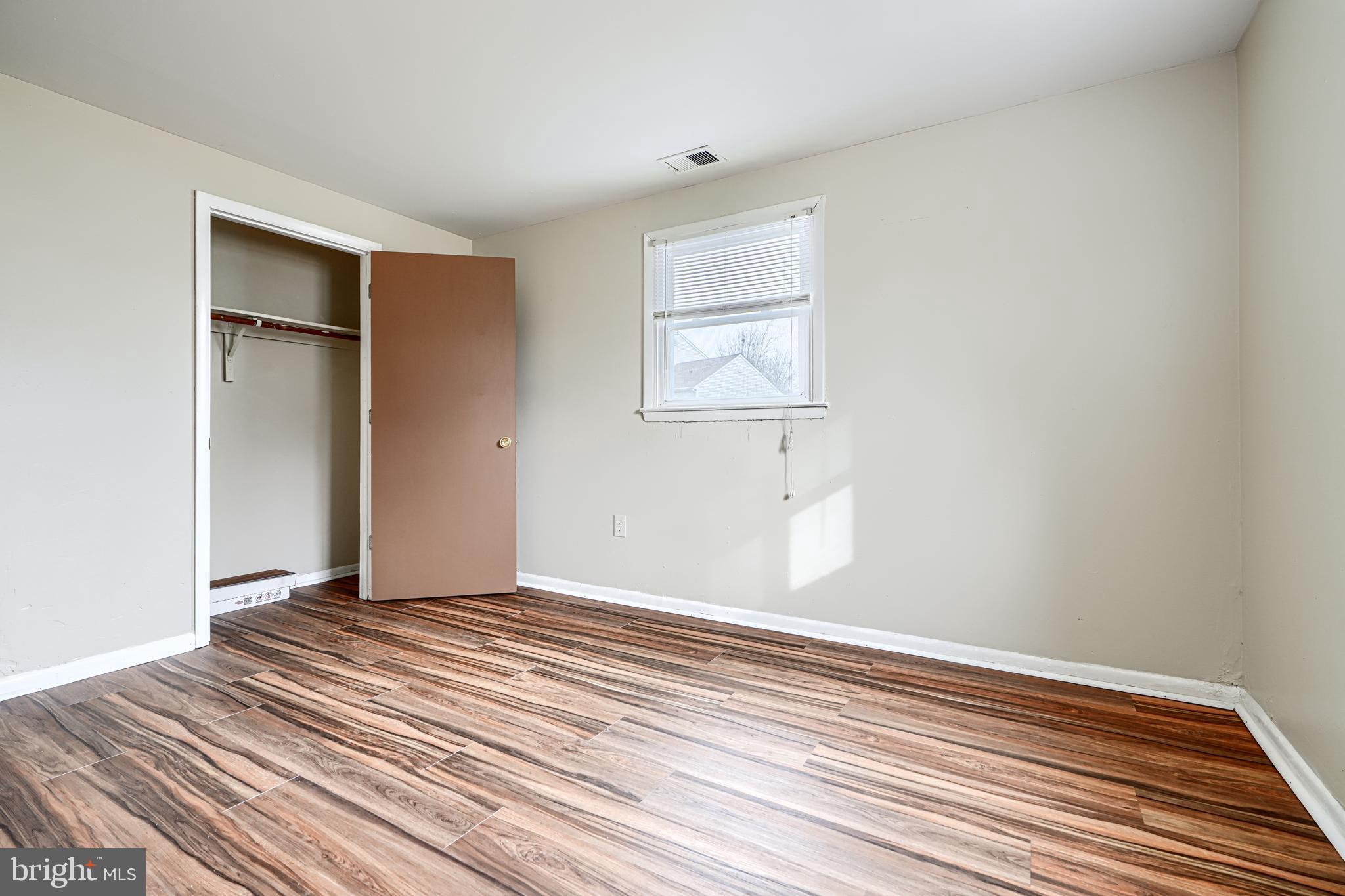 THOMAS ESTATES - Residential