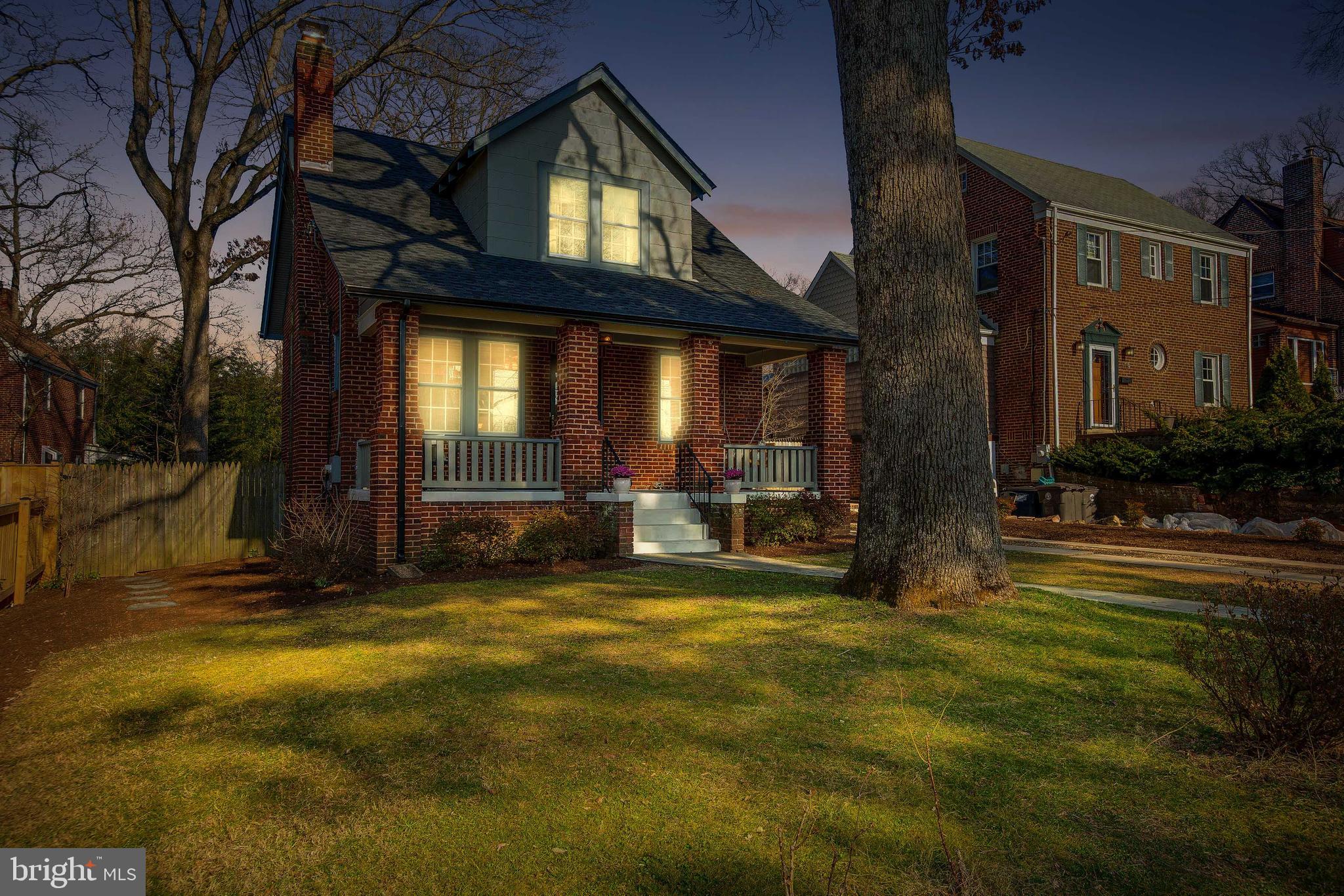 HYATTSVILLE HILLS - Residential