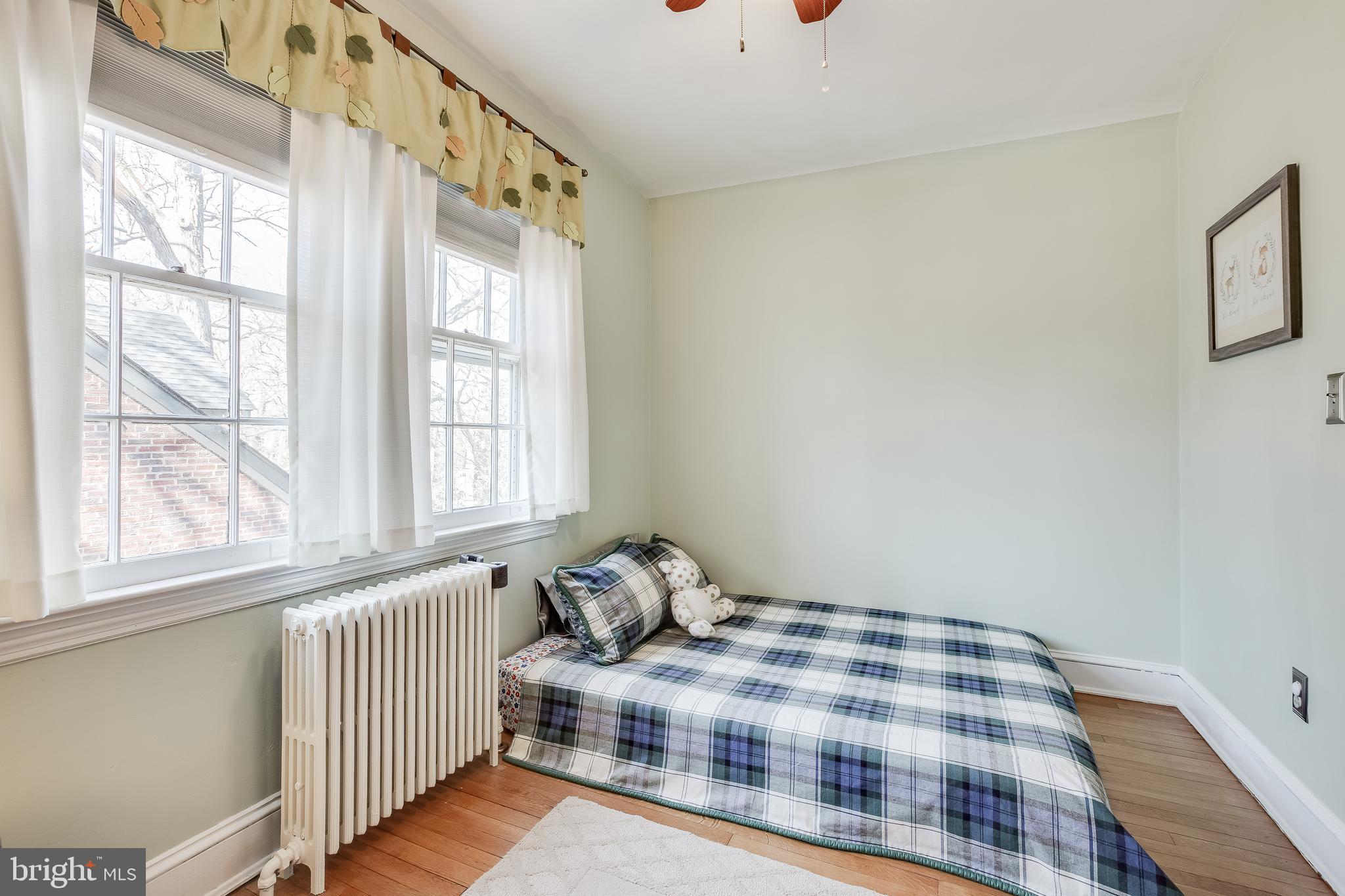 HYATTSVILLE HILLS - Residential