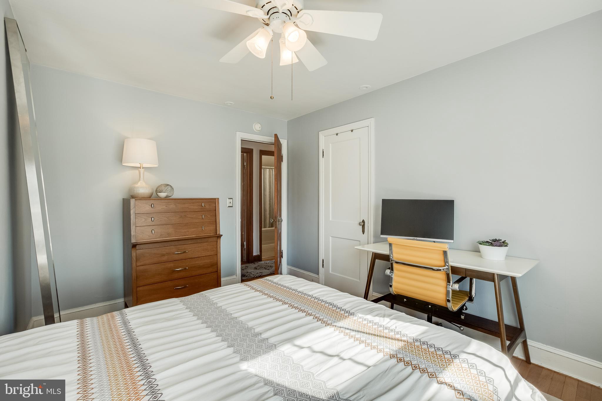 HYATTSVILLE HILLS - Residential