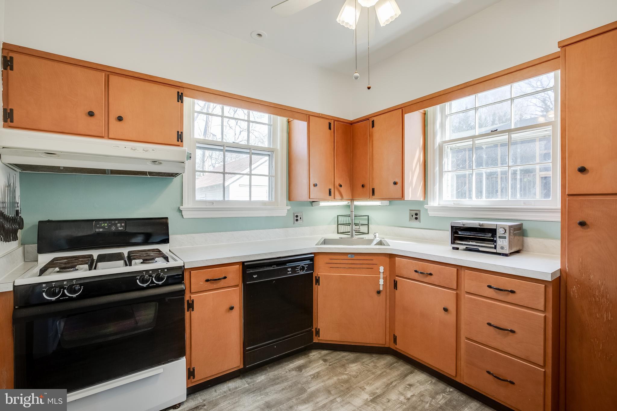 HYATTSVILLE HILLS - Residential