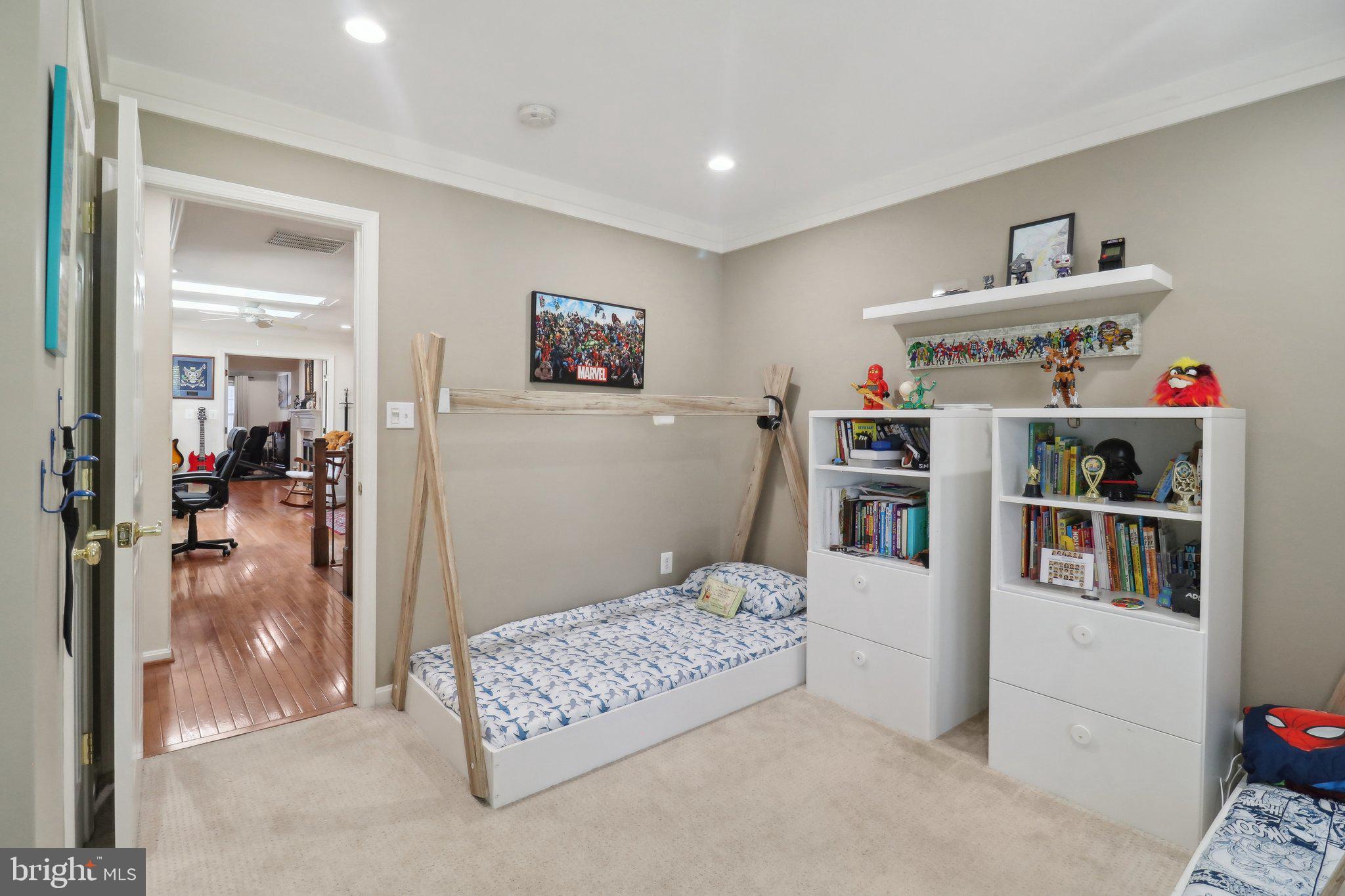 BELMONT TOWN CENTER - Residential