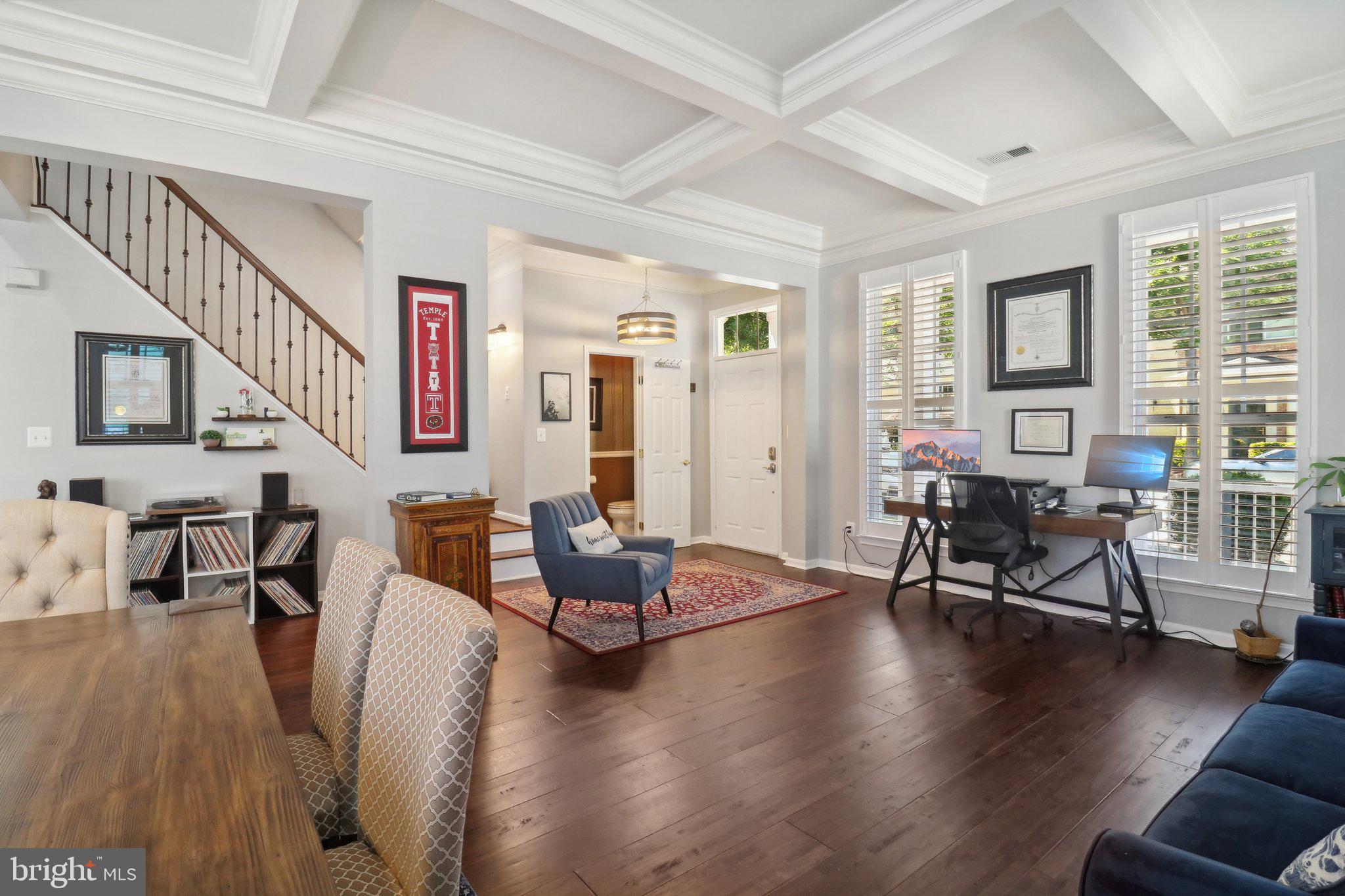 BELMONT TOWN CENTER - Residential