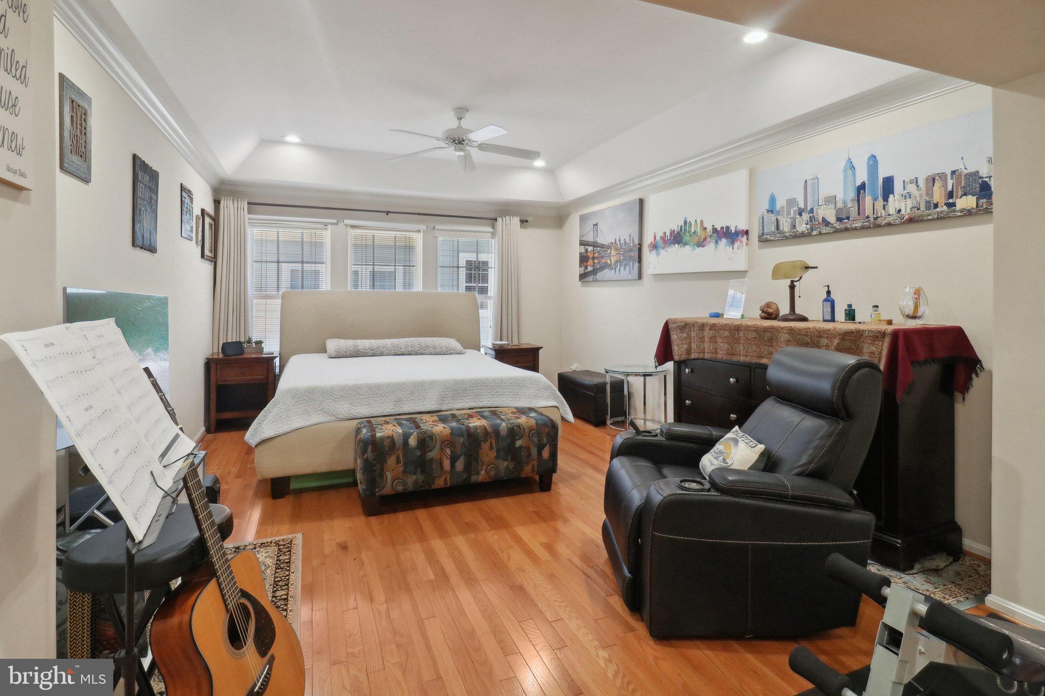 BELMONT TOWN CENTER - Residential