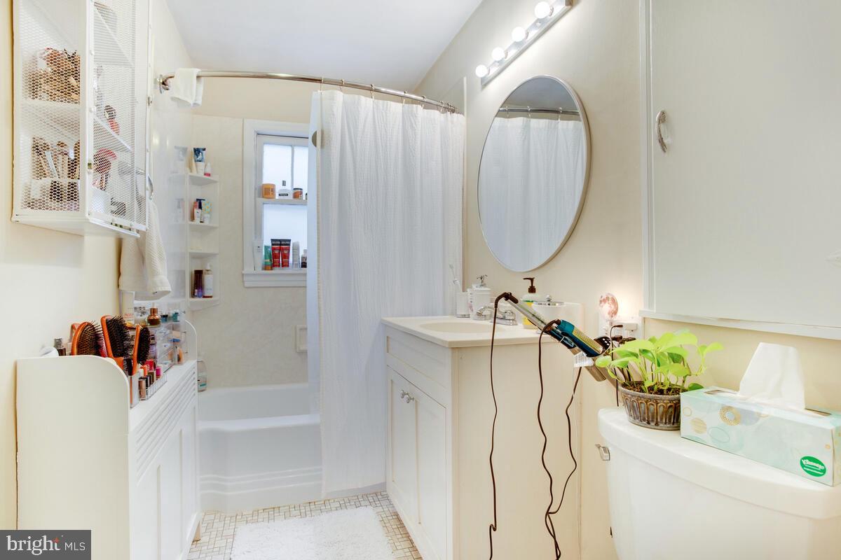 EASTPORT - Residential