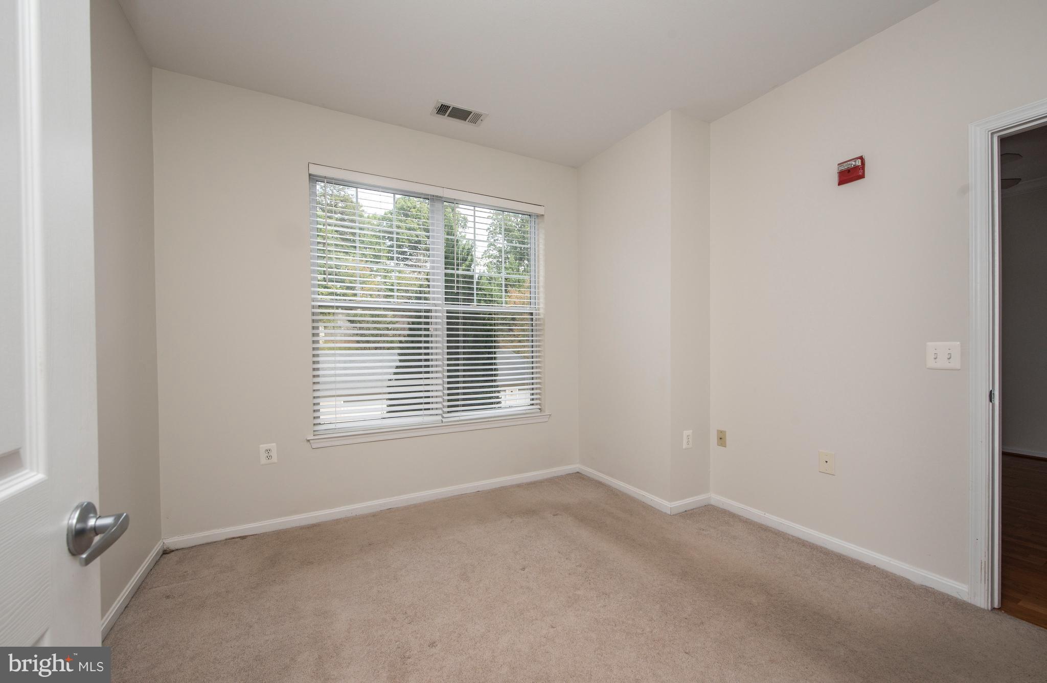 FAIRFAX RIDGE - Residential Lease