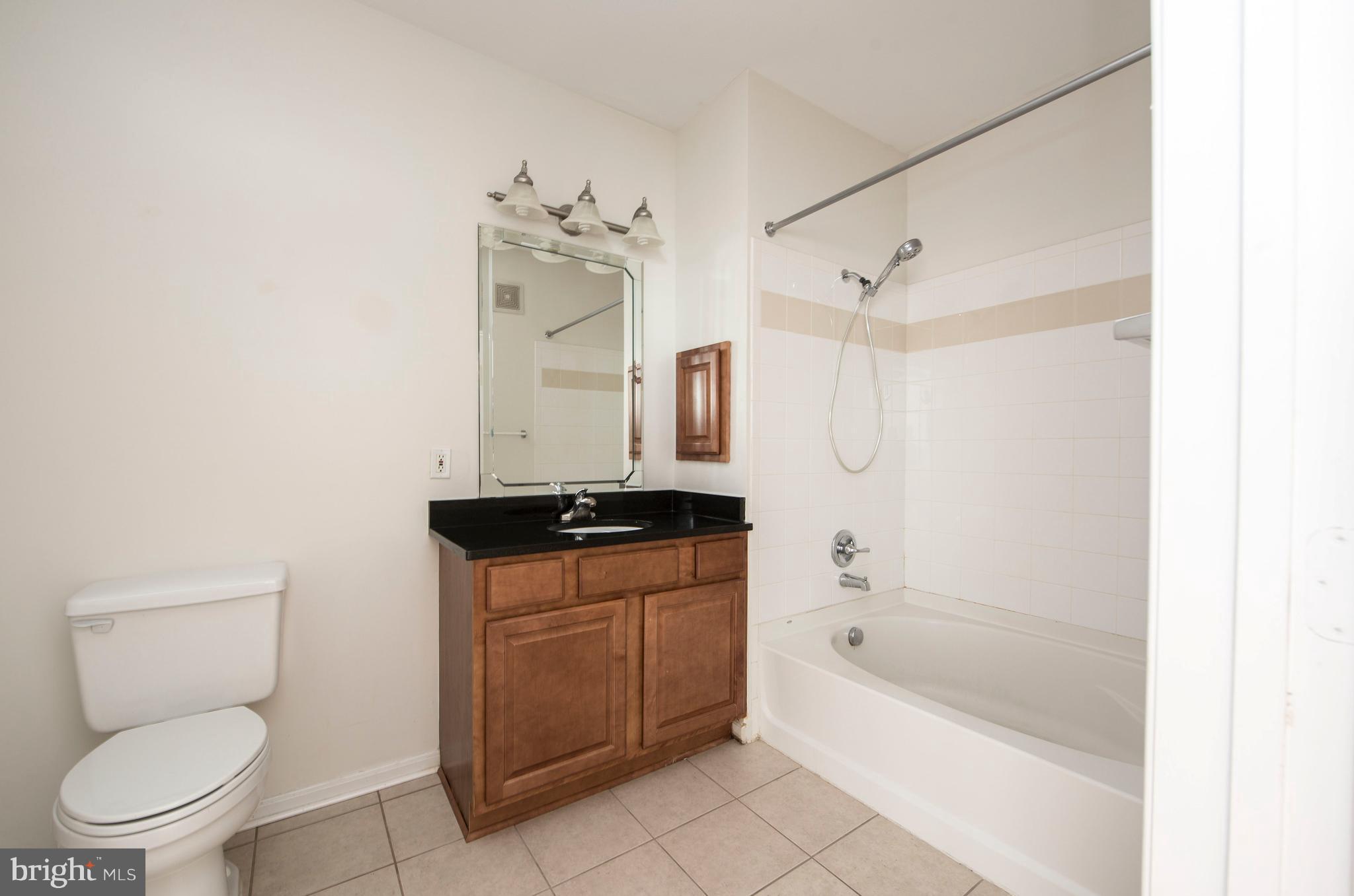 FAIRFAX RIDGE - Residential Lease