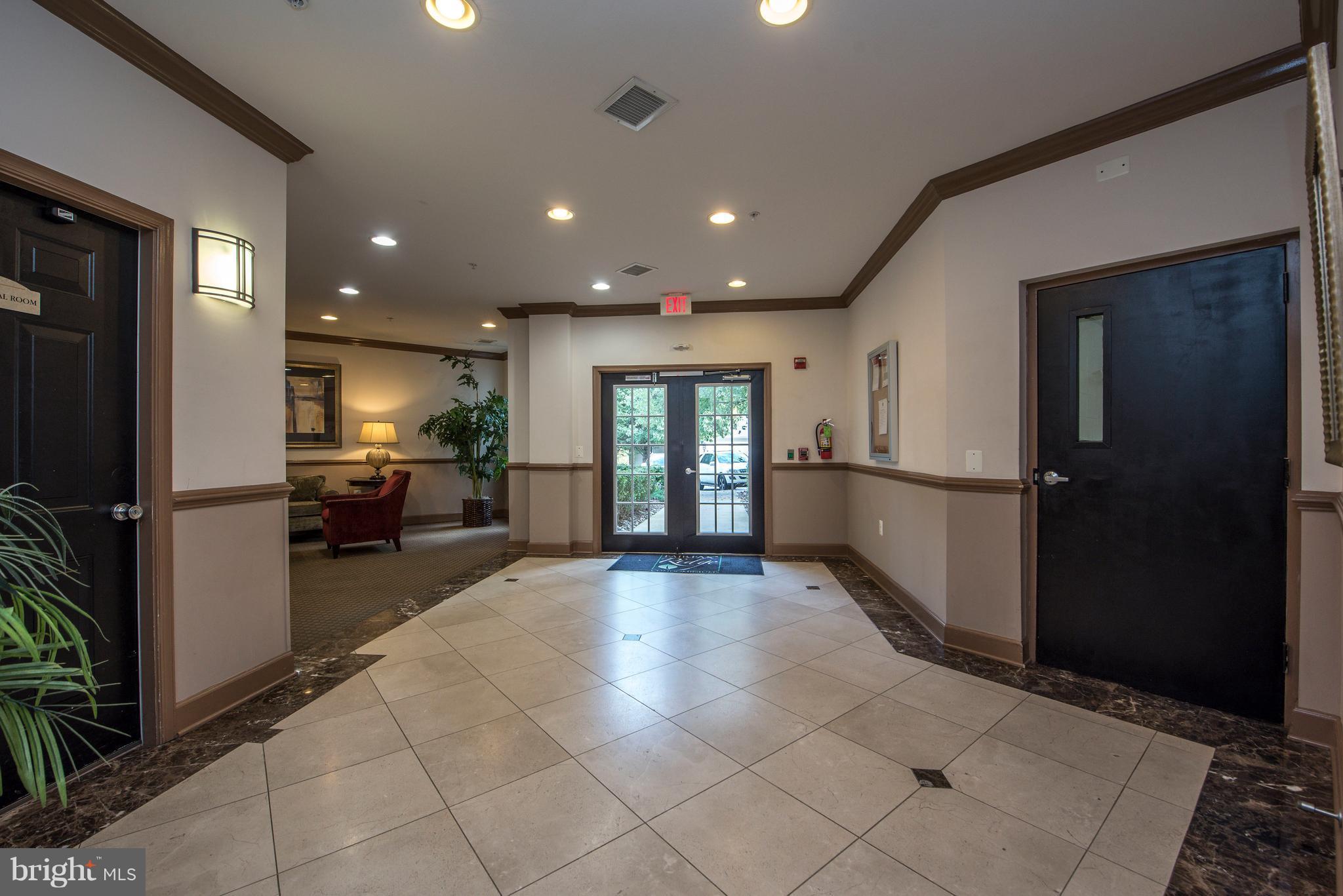 FAIRFAX RIDGE - Residential Lease