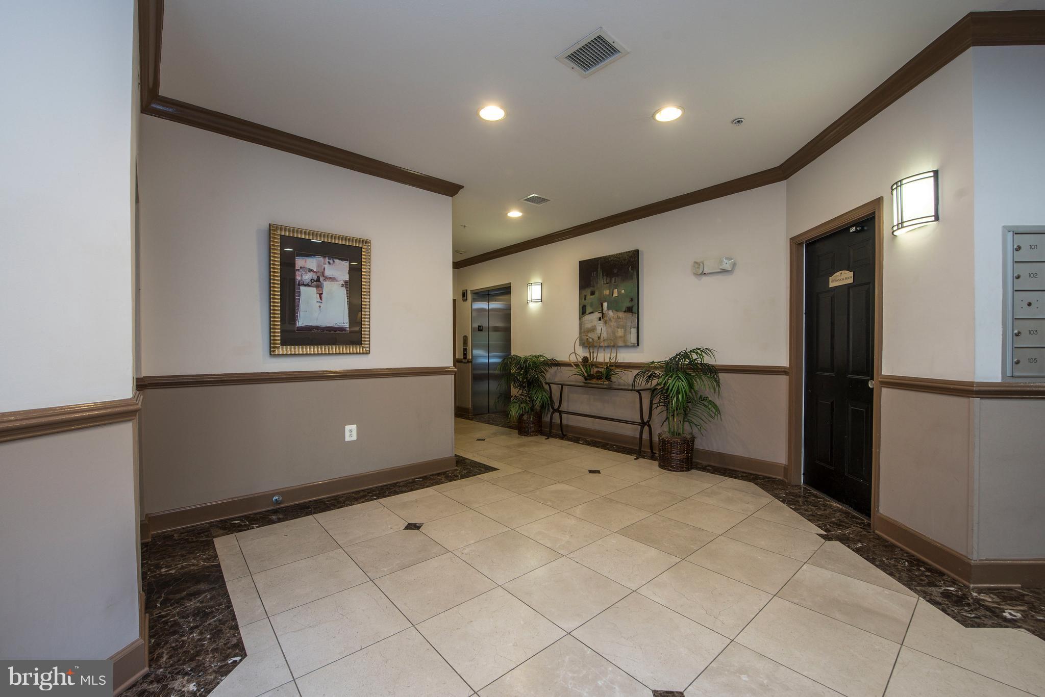 FAIRFAX RIDGE - Residential Lease