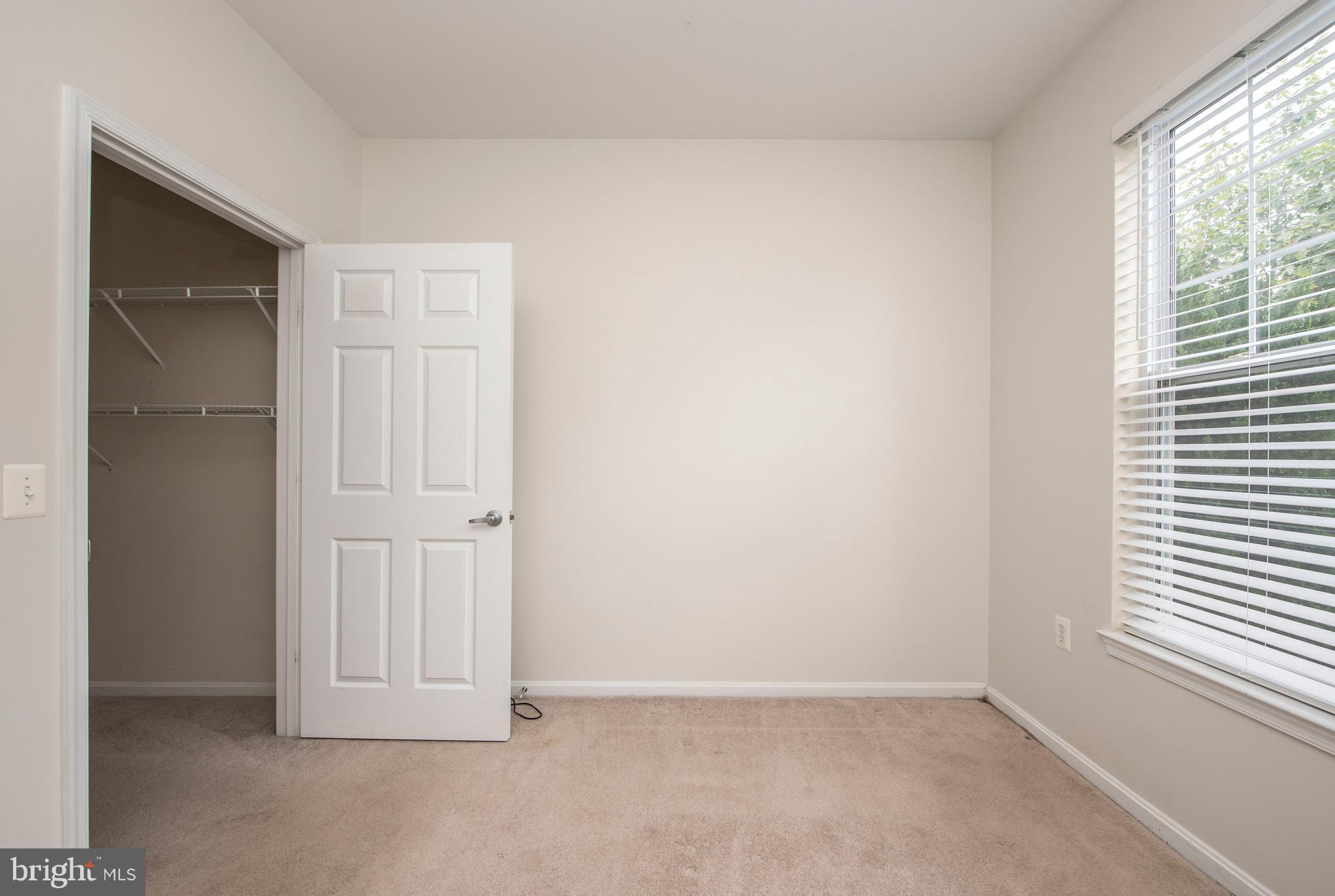 FAIRFAX RIDGE - Residential Lease