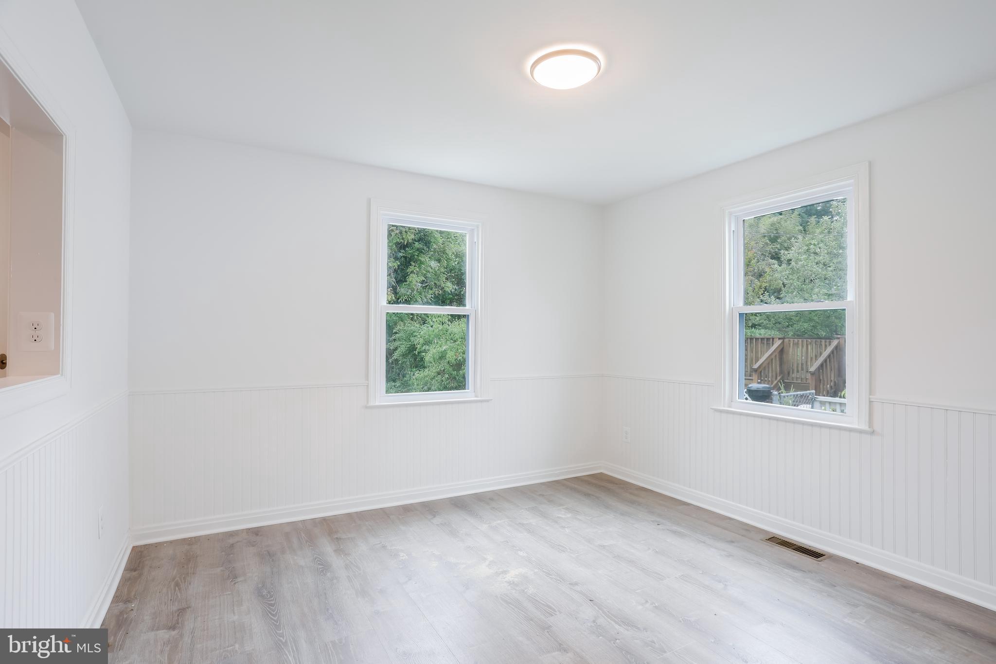 EDGEWOOD PARK - Residential