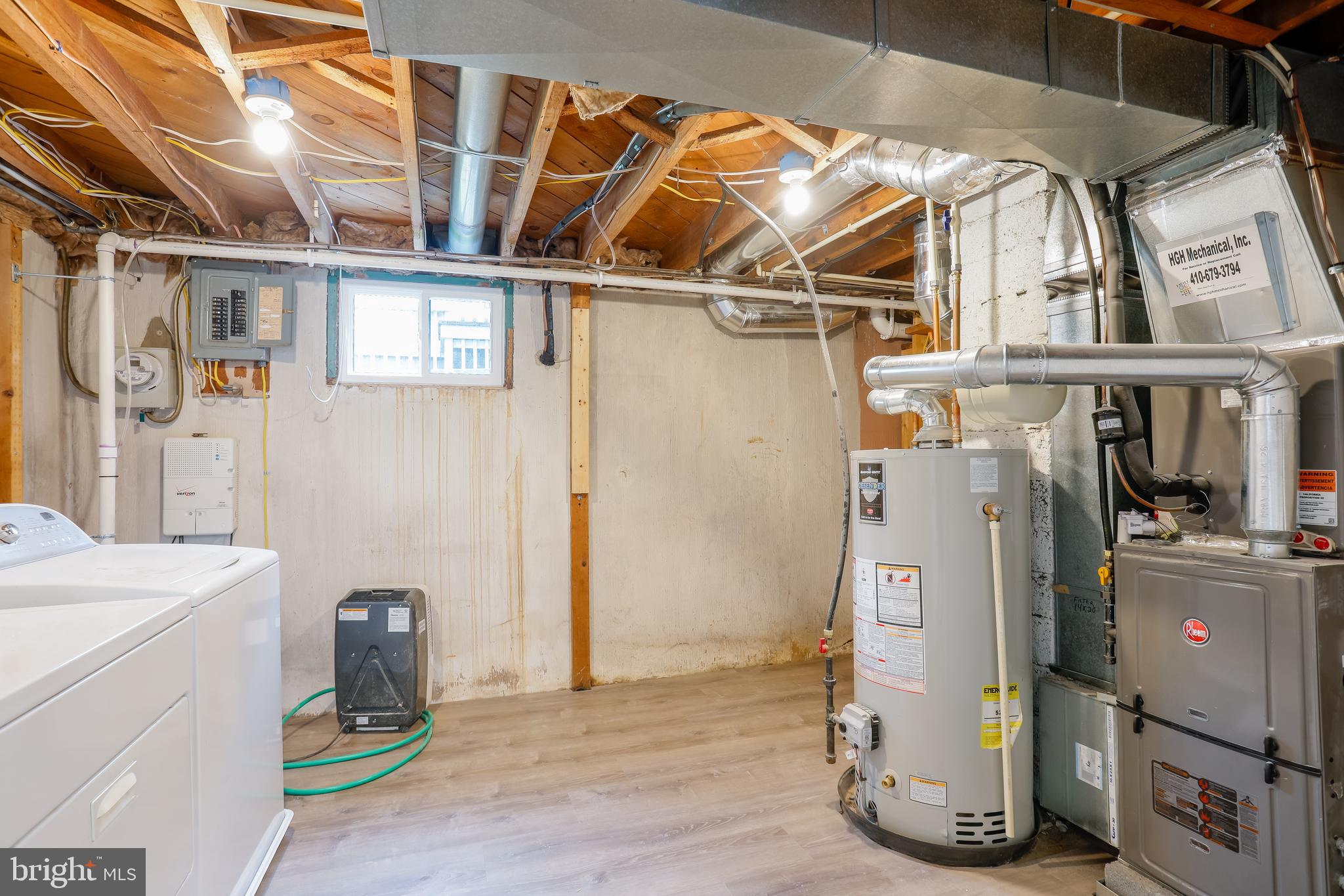 EDGEWOOD PARK - Residential