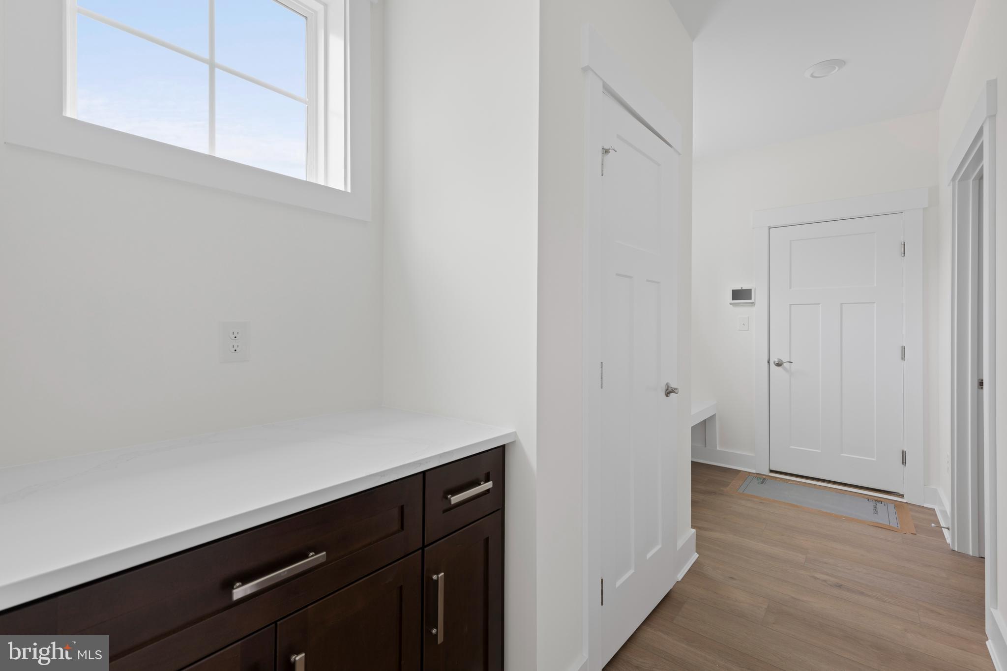 THE KNOLL AT IRONS LANE - Residential