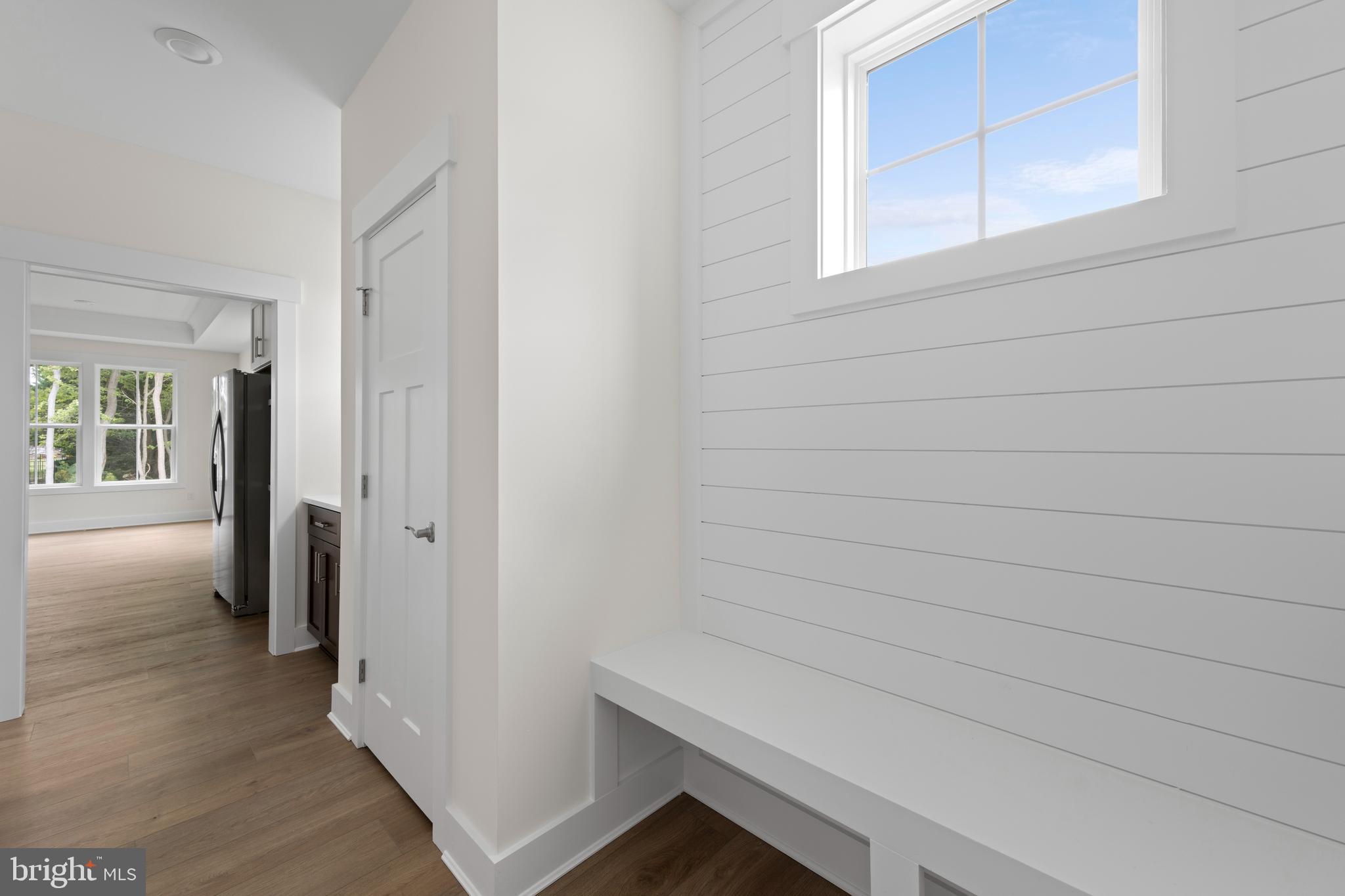 THE KNOLL AT IRONS LANE - Residential