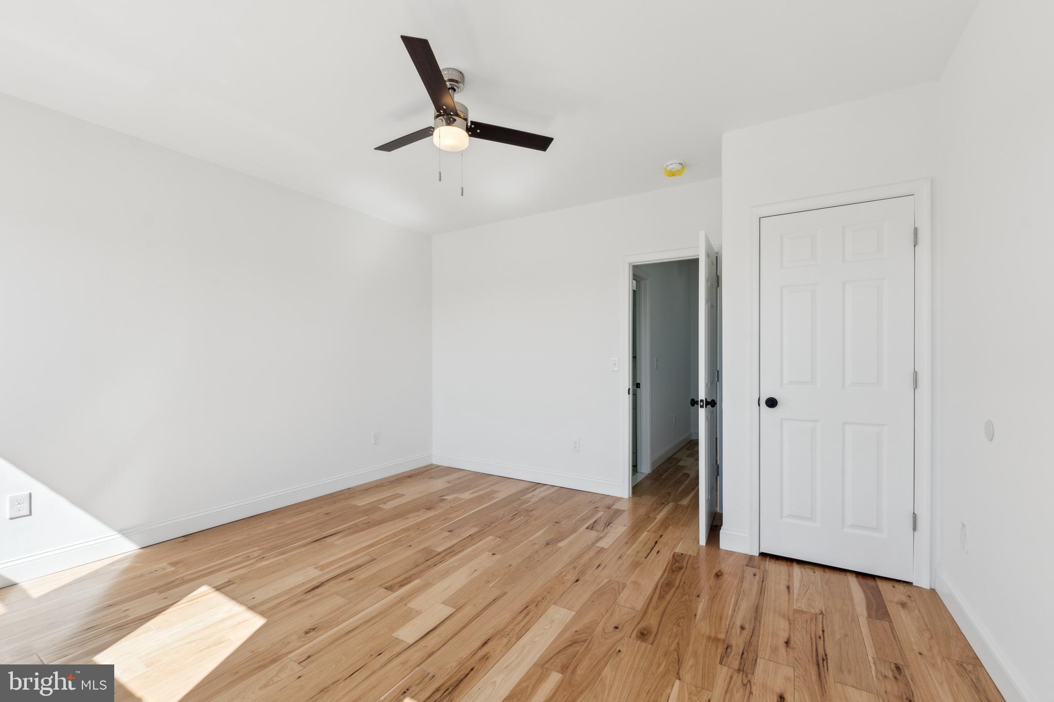 BROADWAY EAST - Commercial Sale