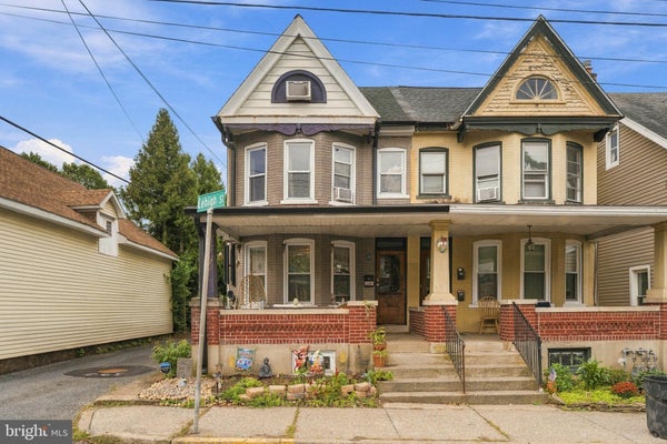416 RIDGE ST, EMMAUS, PA 18049 - Image b0bb9c2f3714da3a1e241af7c258bb5d/885537490