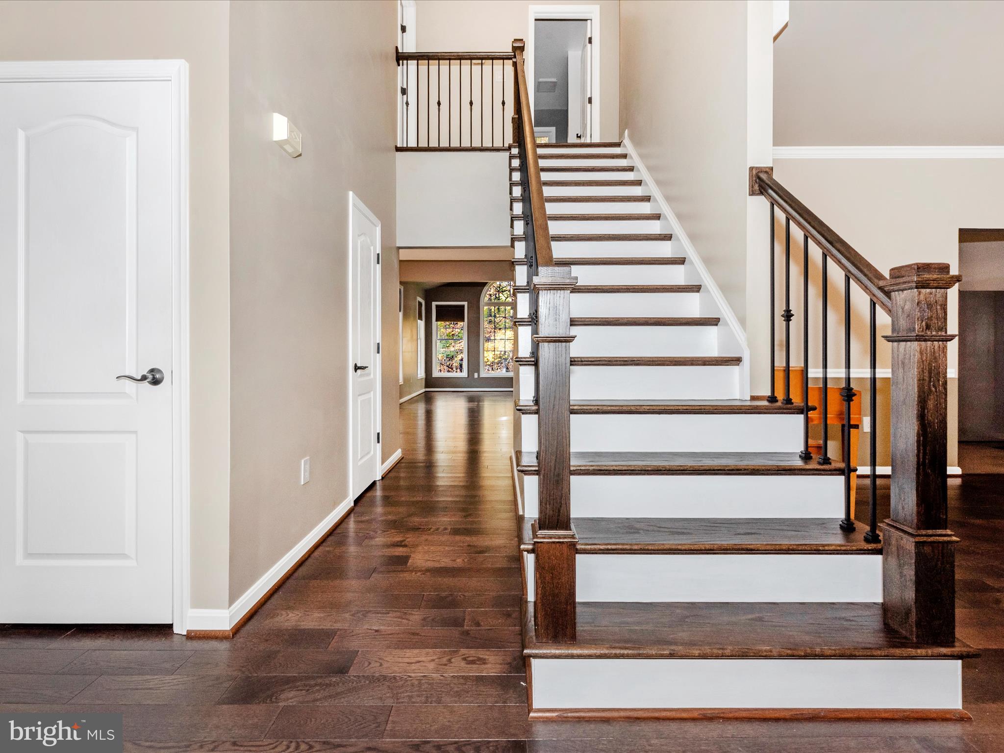 10027 PINE TREE ROAD