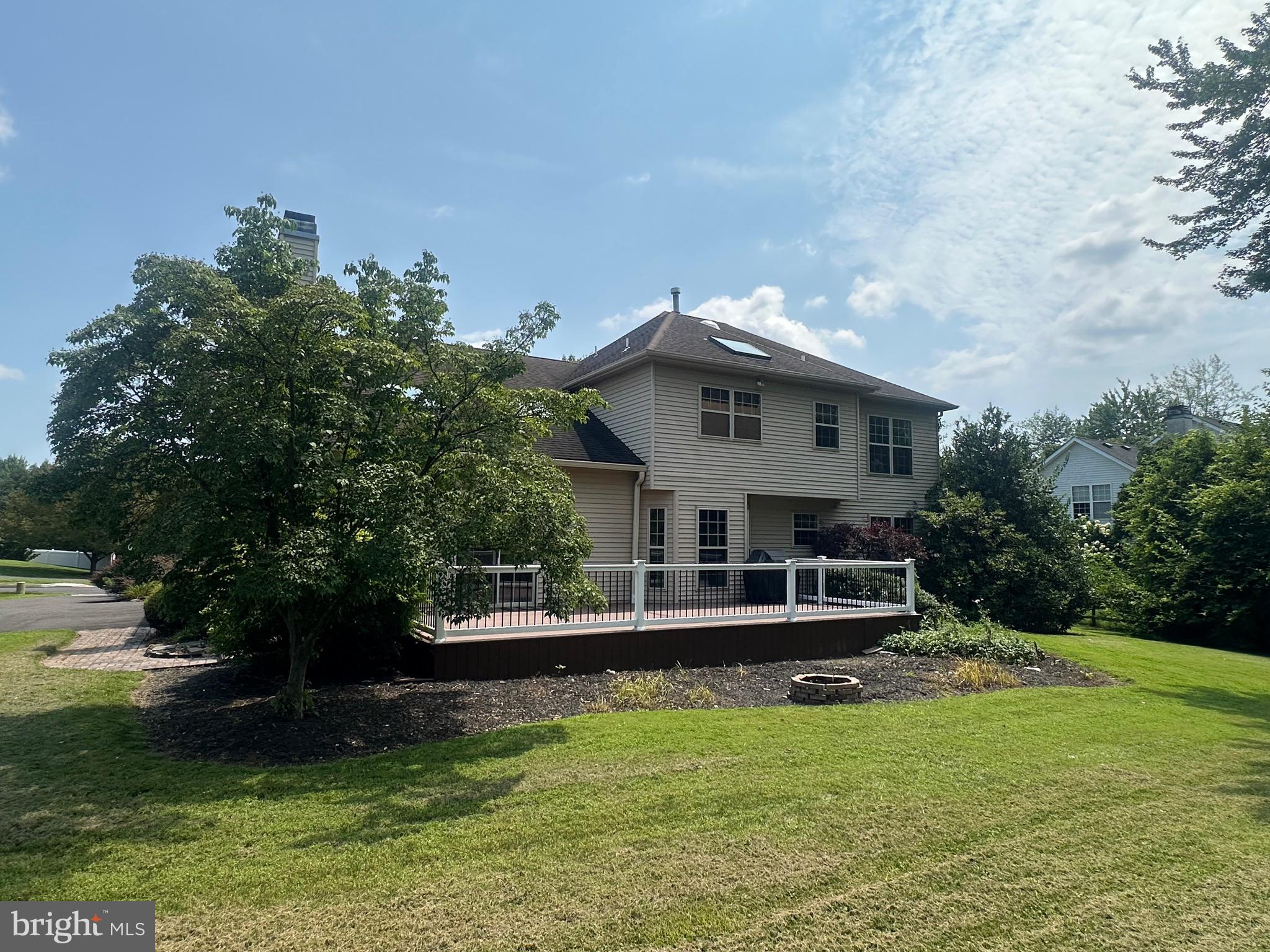 103 GORDON LANE