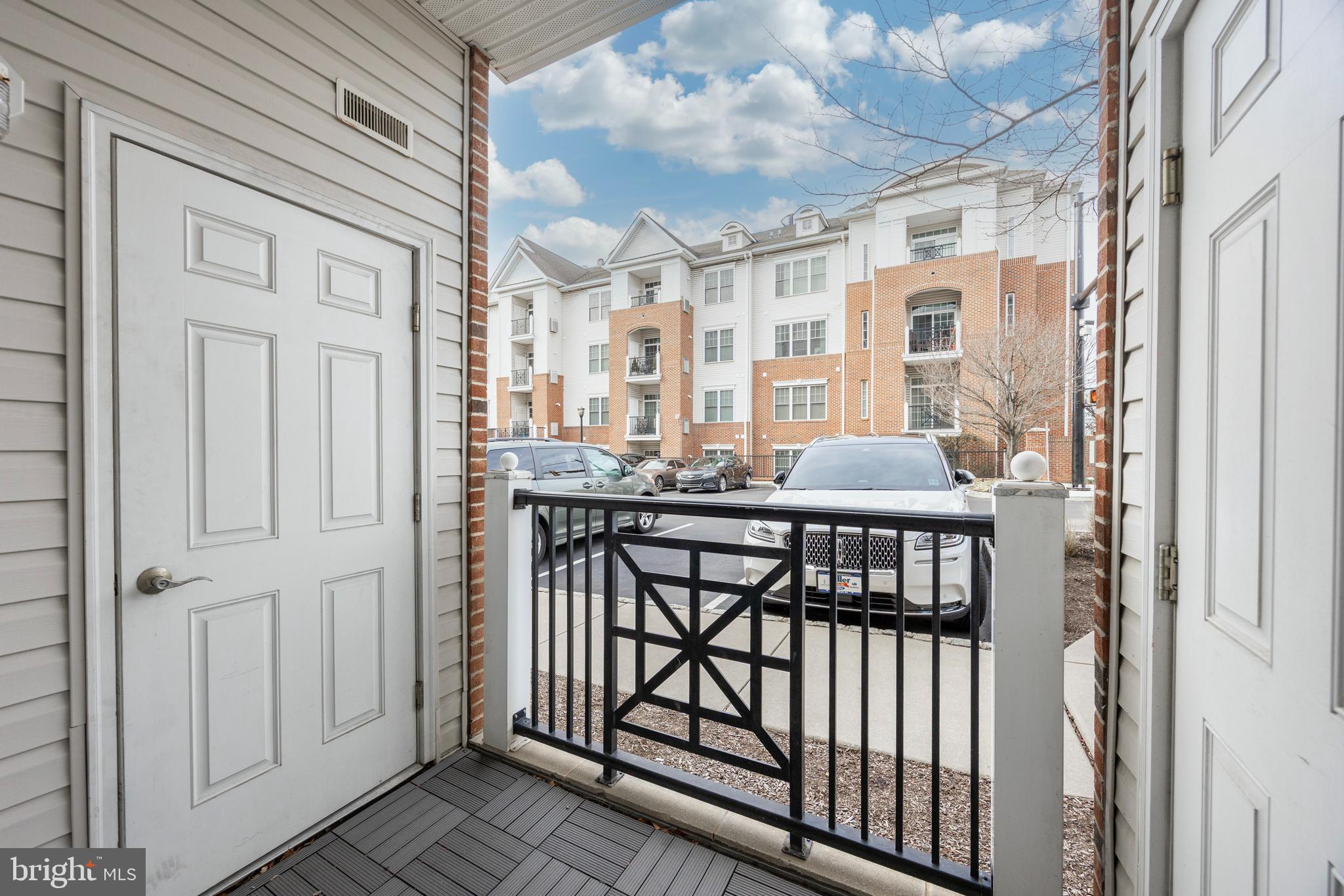 THE GRANDE AT RIVERVIEW - Residential