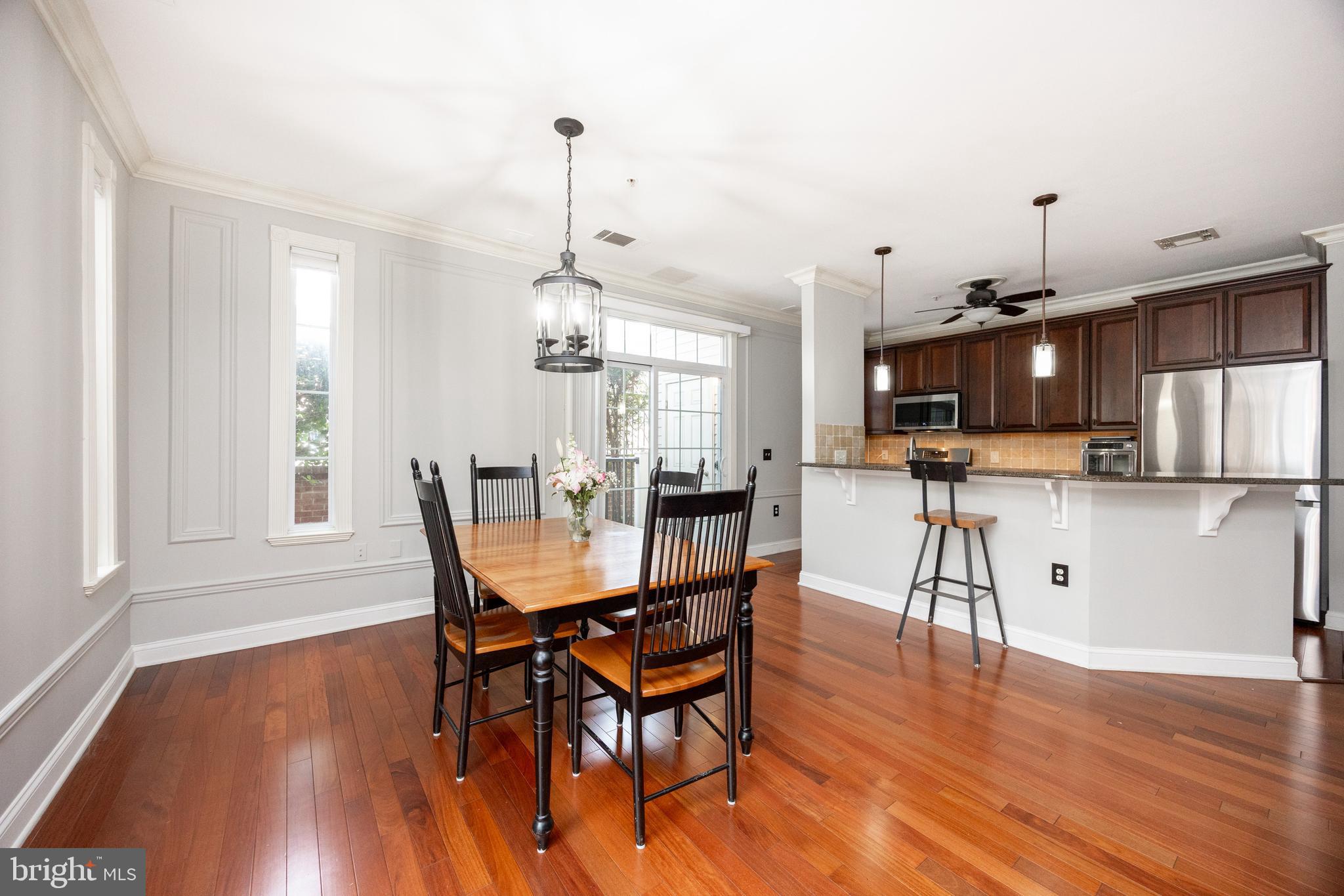 200 W ELM STREET 1102