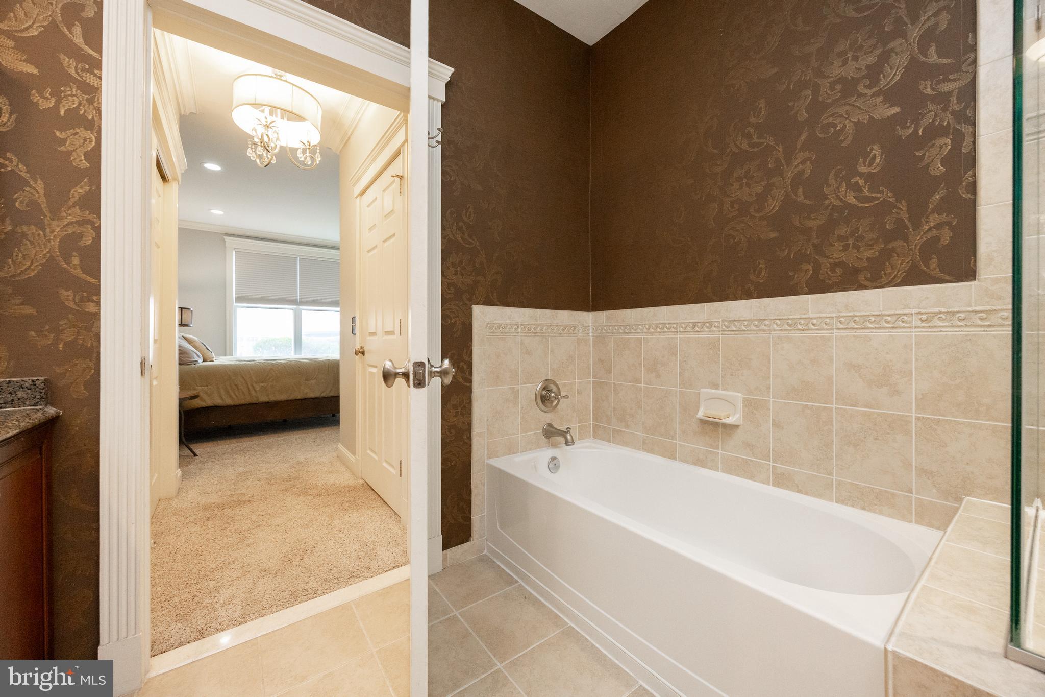 THE GRANDE AT RIVERVIEW - Residential