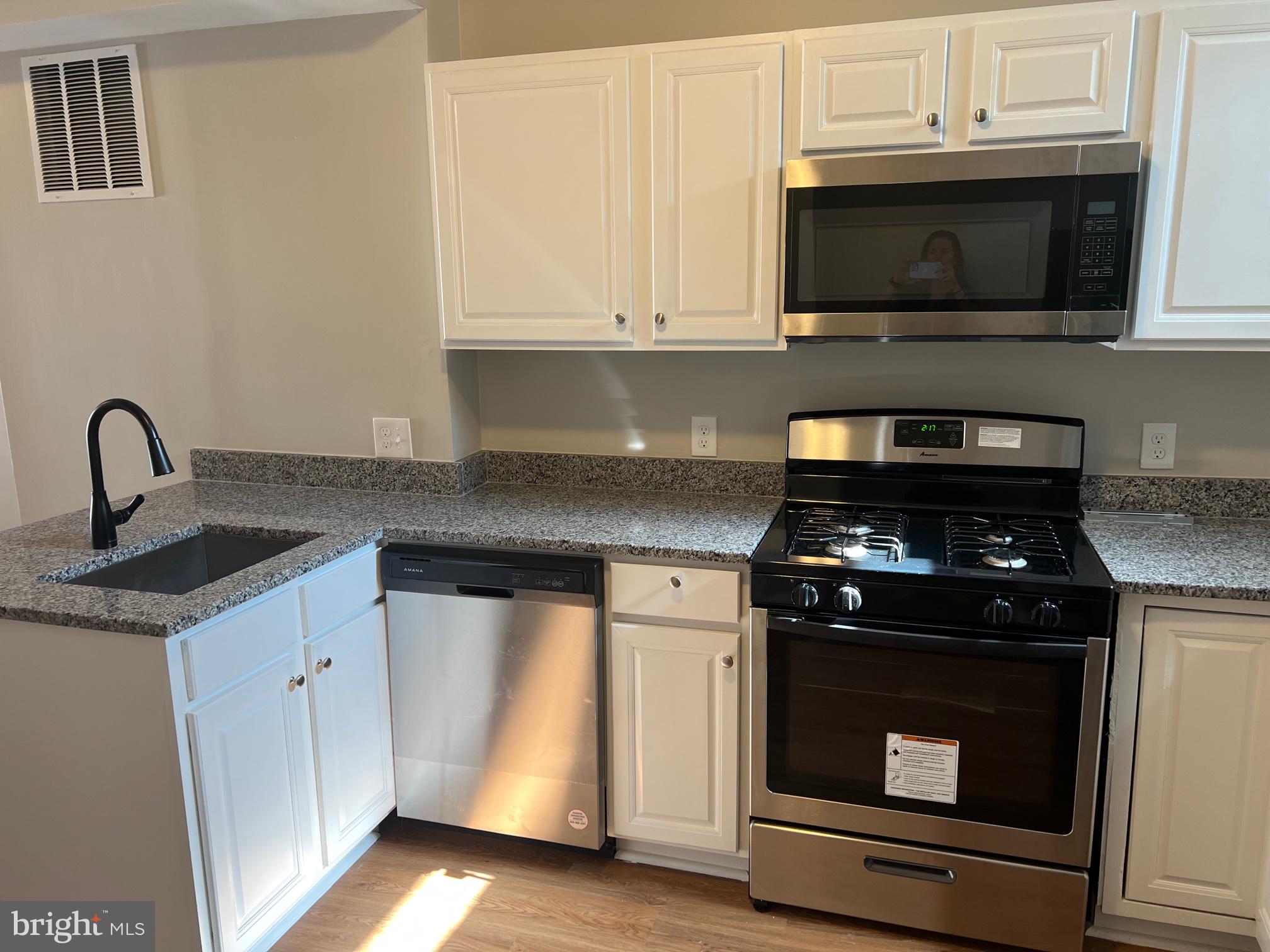 MILTON-MONTFORD - Residential Lease