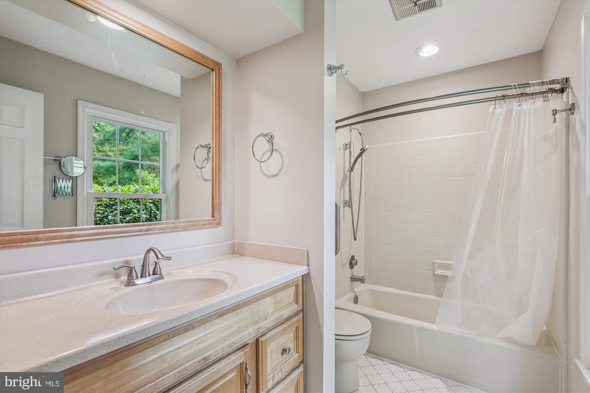 FOLKSTONE - Residential