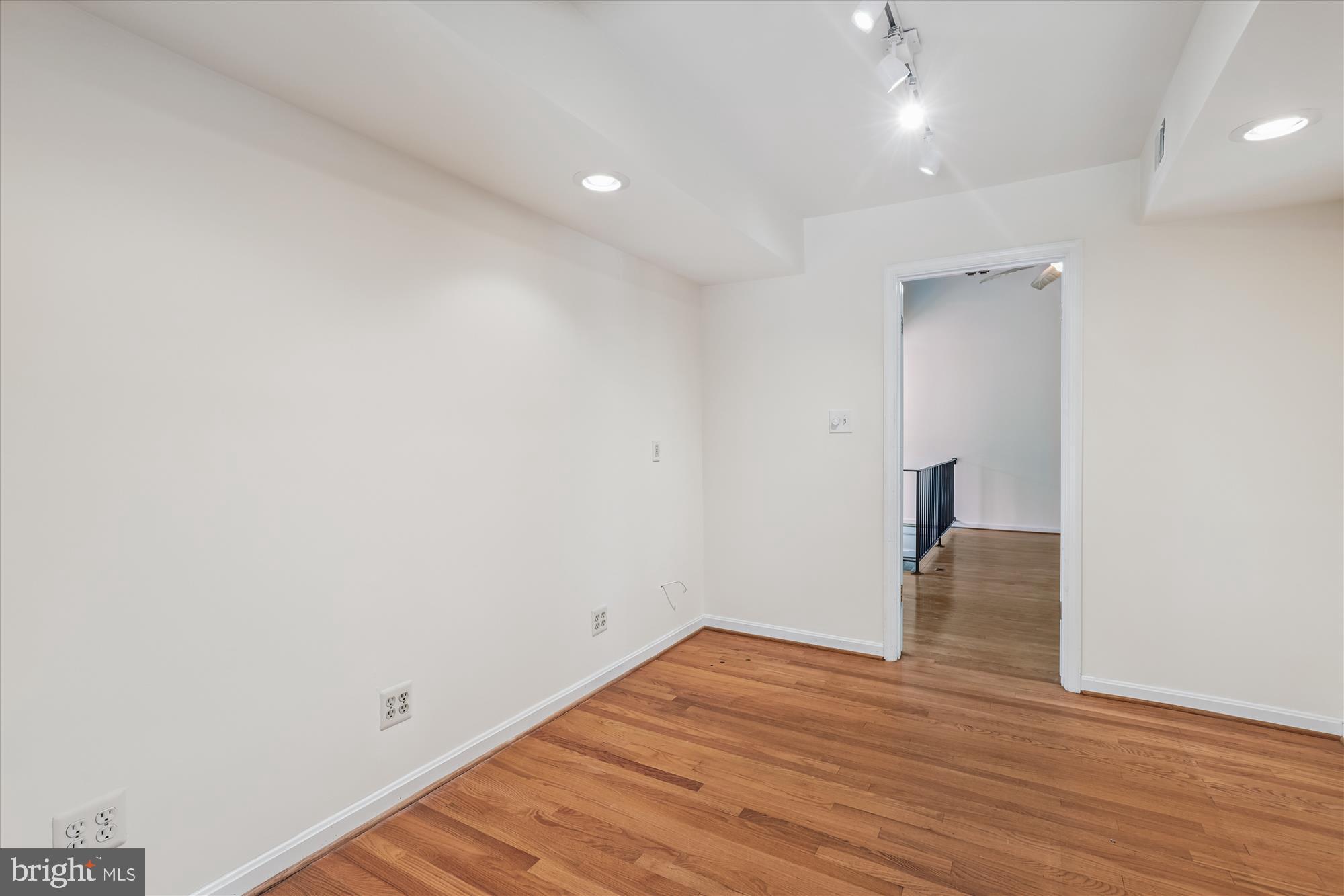 FOLKSTONE - Residential