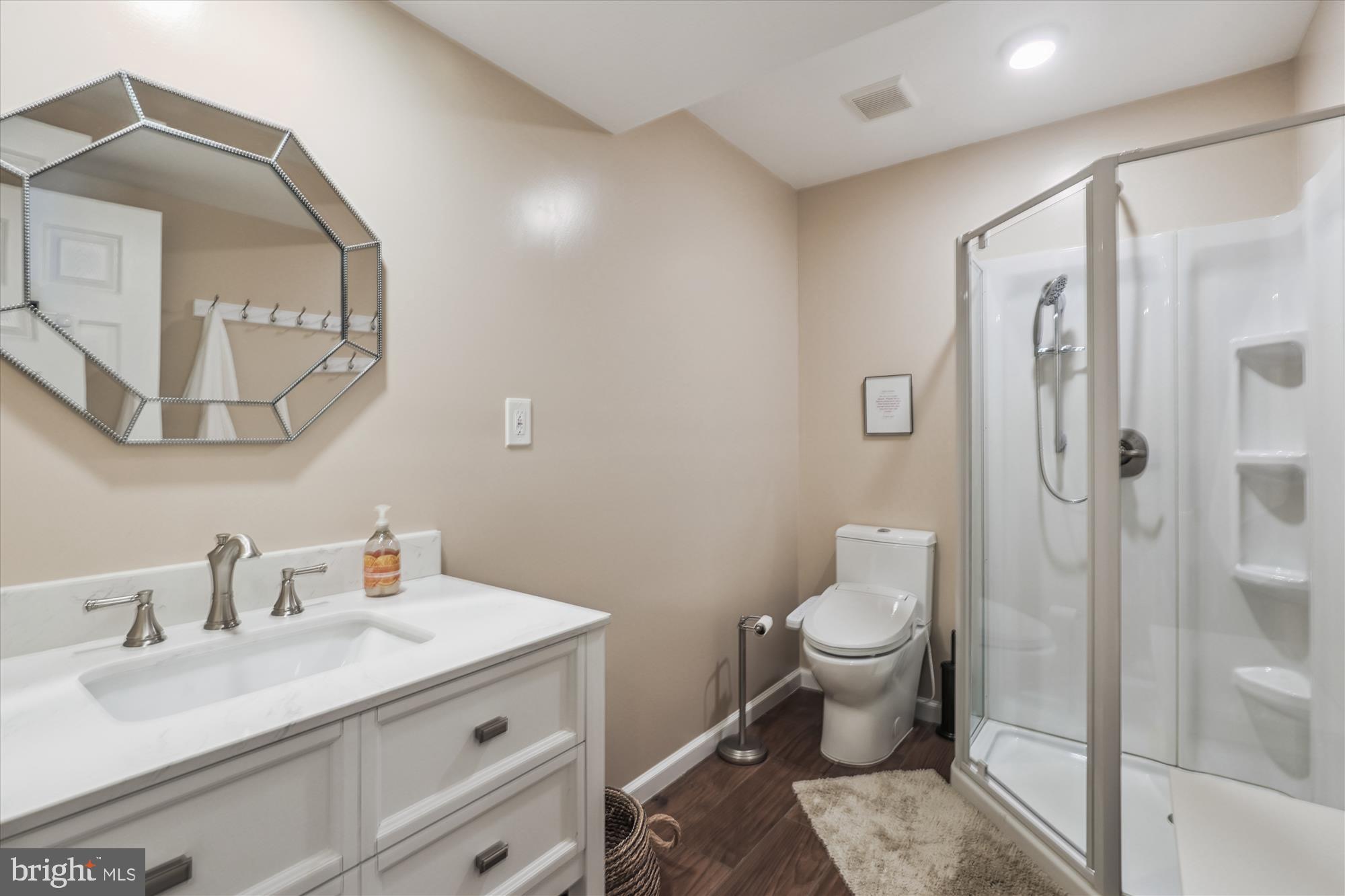 FOLKSTONE - Residential