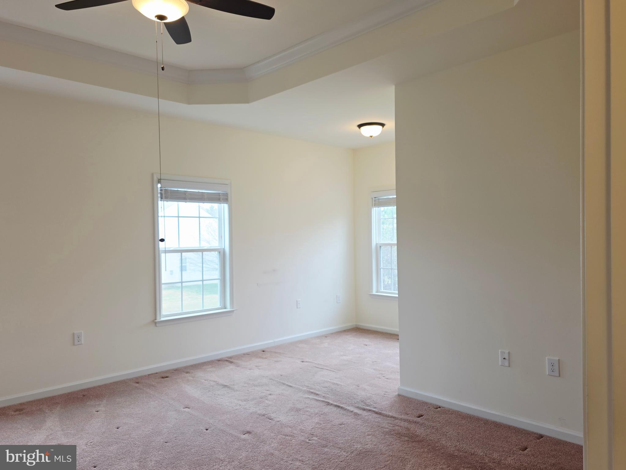 APPLE KNOLLS ESTATES - Residential