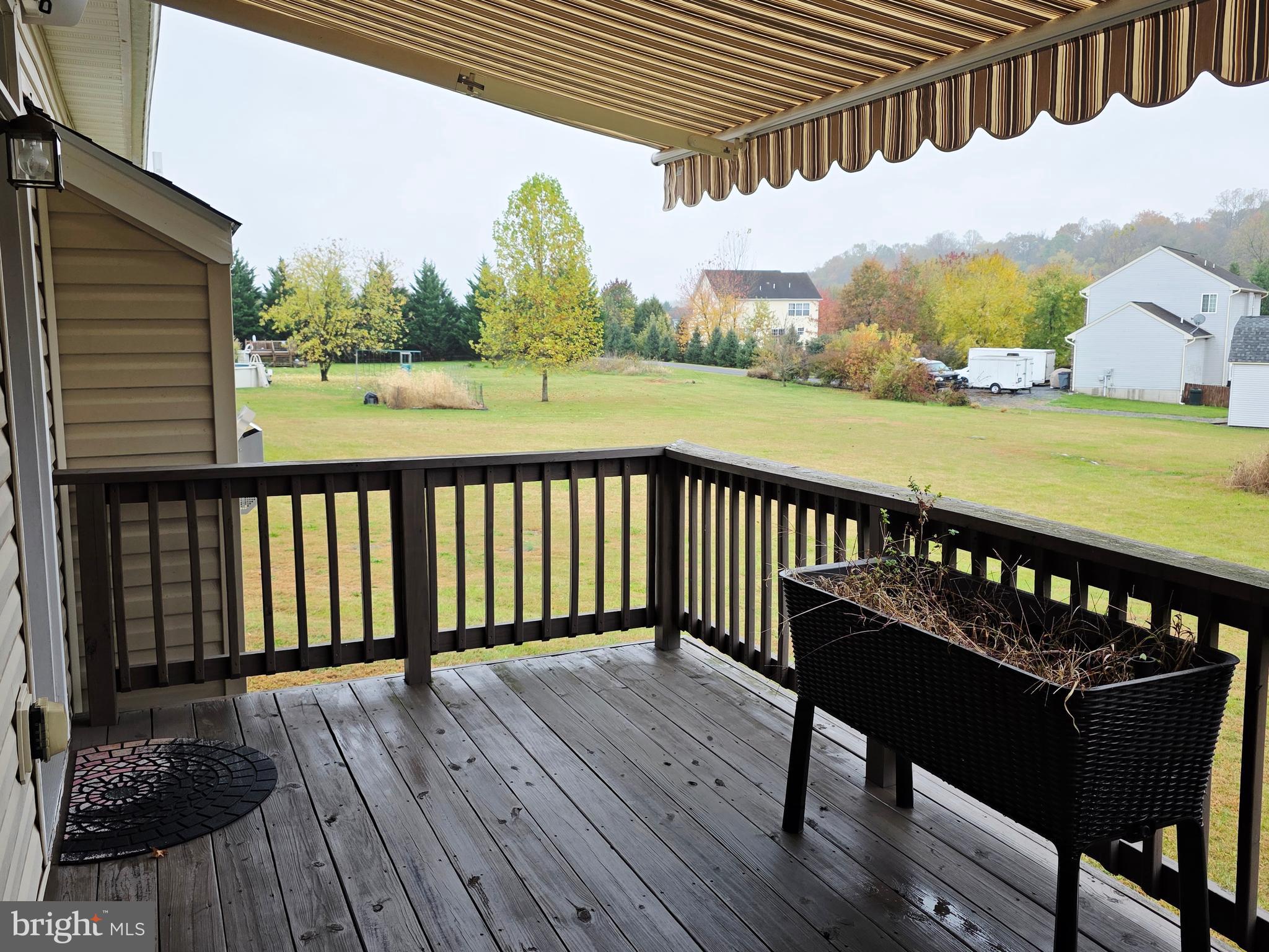 APPLE KNOLLS ESTATES - Residential