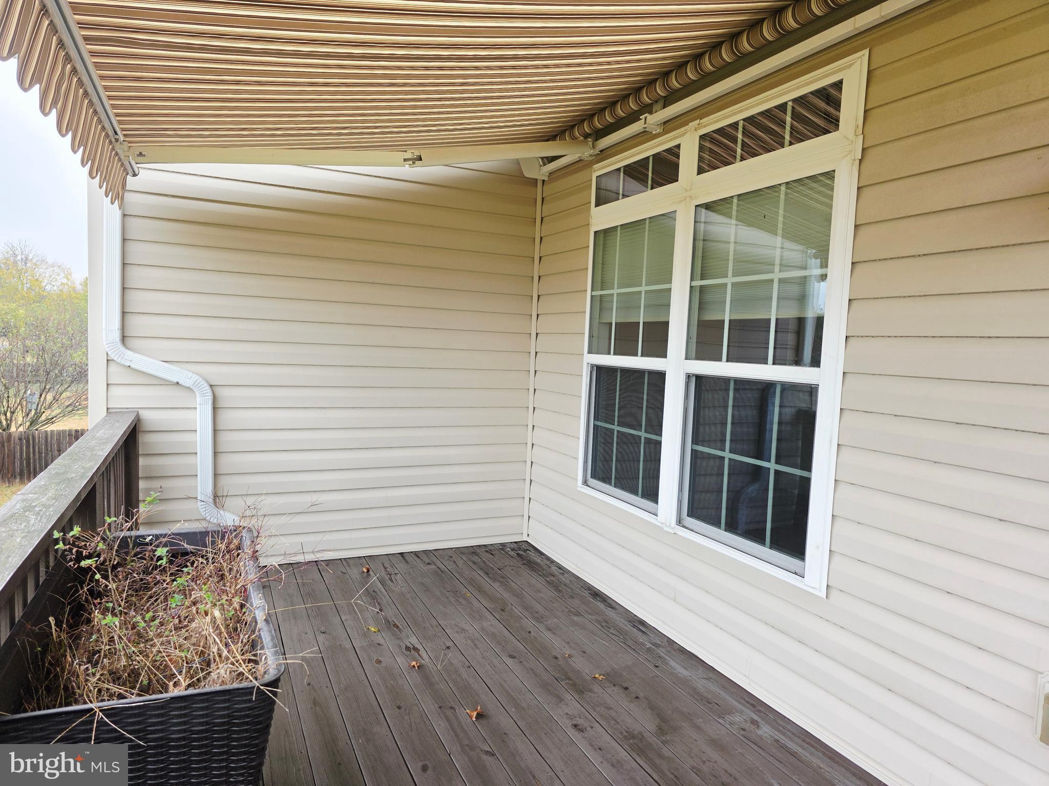 APPLE KNOLLS ESTATES - Residential