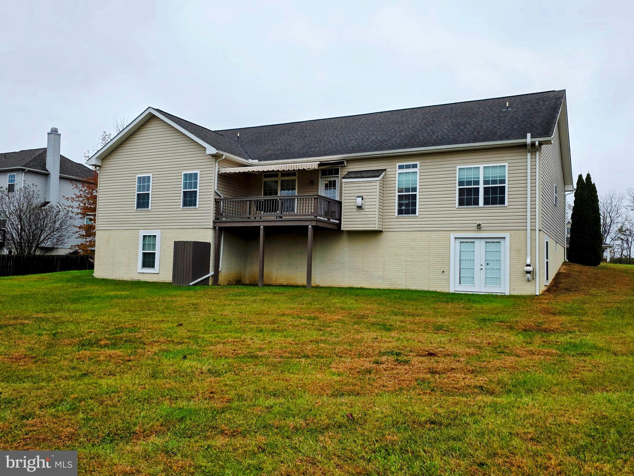 APPLE KNOLLS ESTATES - Residential