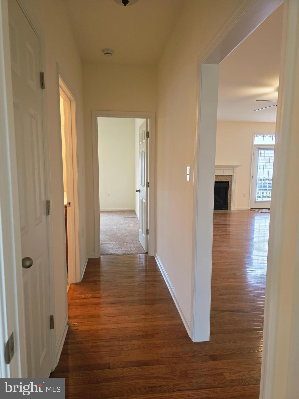 APPLE KNOLLS ESTATES - Residential