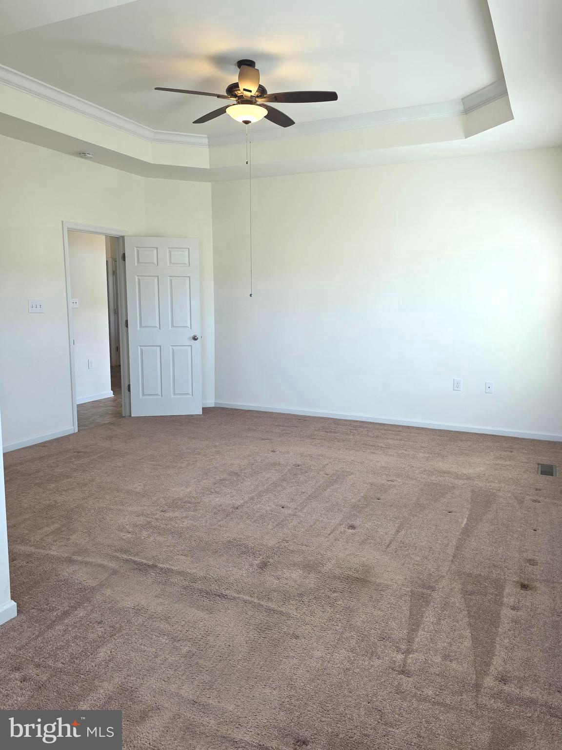 APPLE KNOLLS ESTATES - Residential