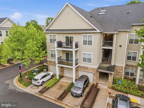 Photo of 5172 William Colin Court #A, CENTREVILLE, VA 20120 (MLS # VAFX2304748)